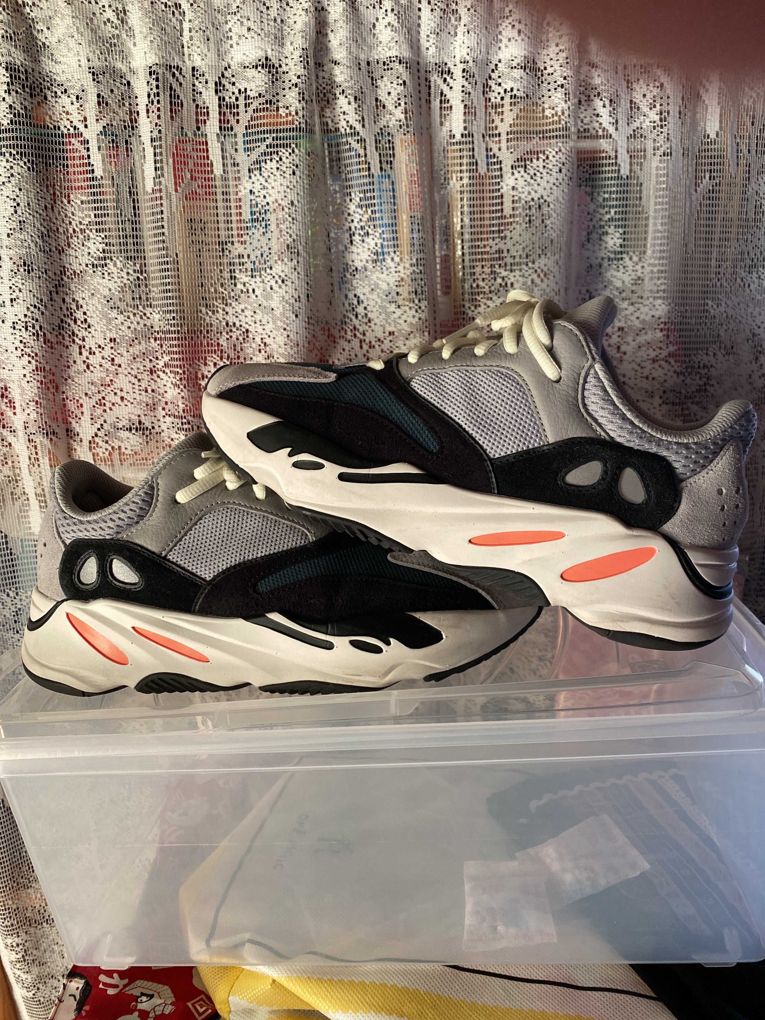 adidas YEEZY Boost 700 "Wave Runner"