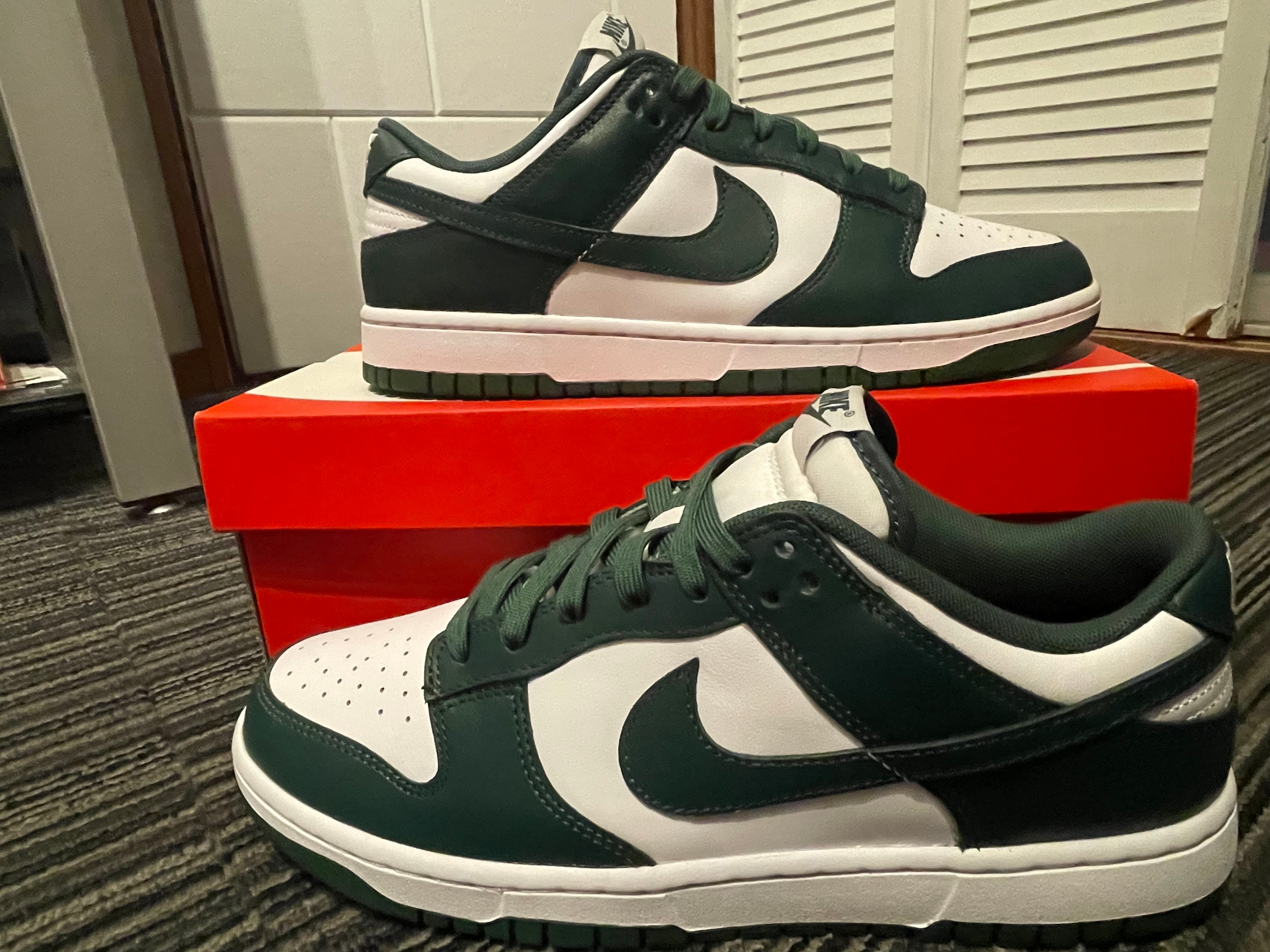 Nike Dunk Low Retro "Varsity Green/Team Green"