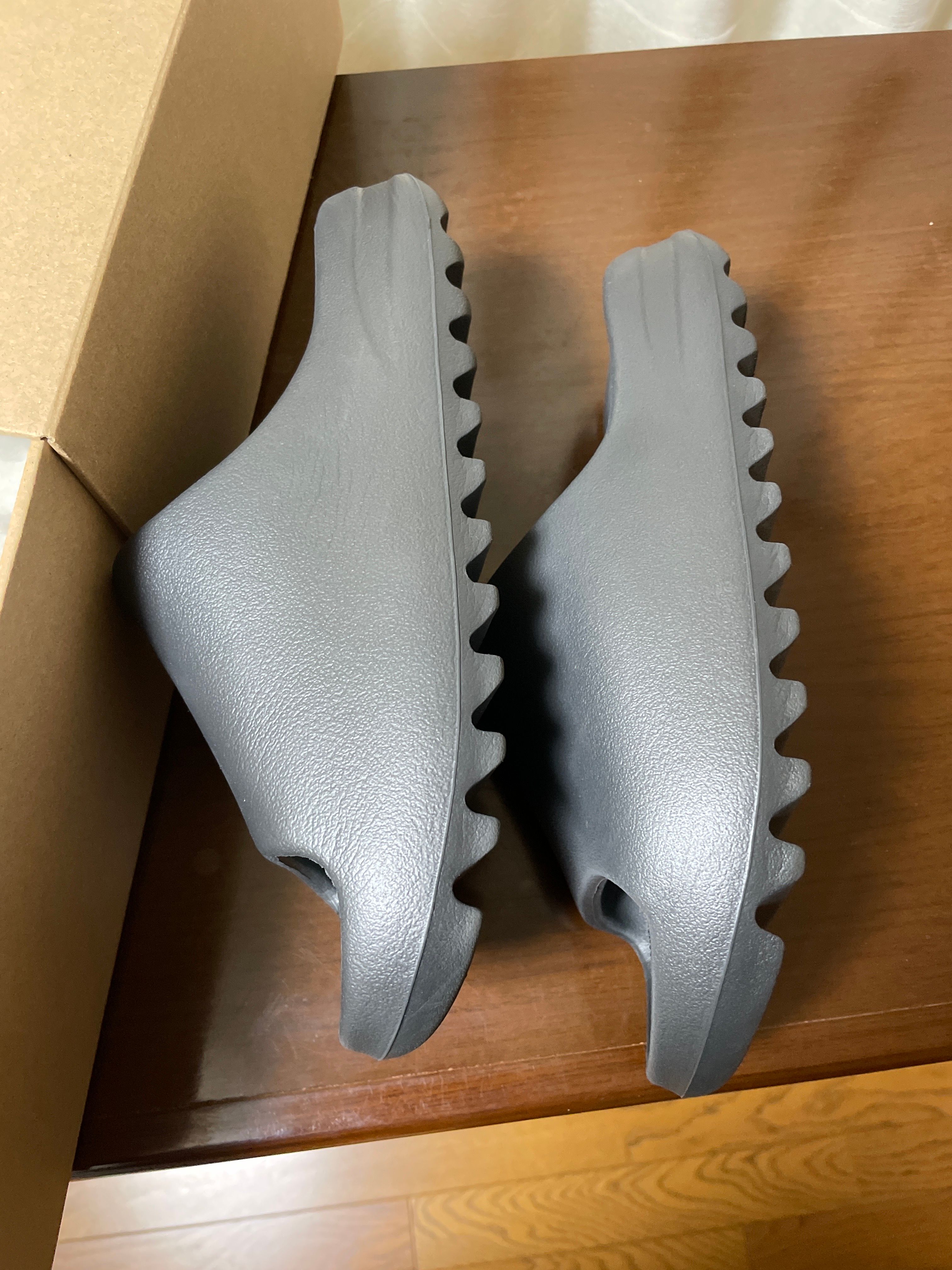 adidas YEEZY Slide "Onyx"