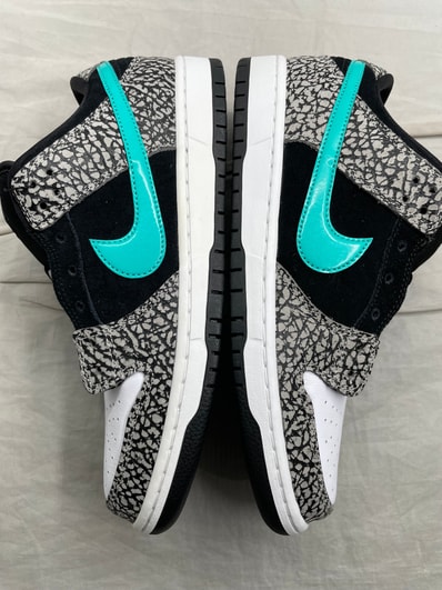Nike SB Dunk Low "Elephant/Safari"