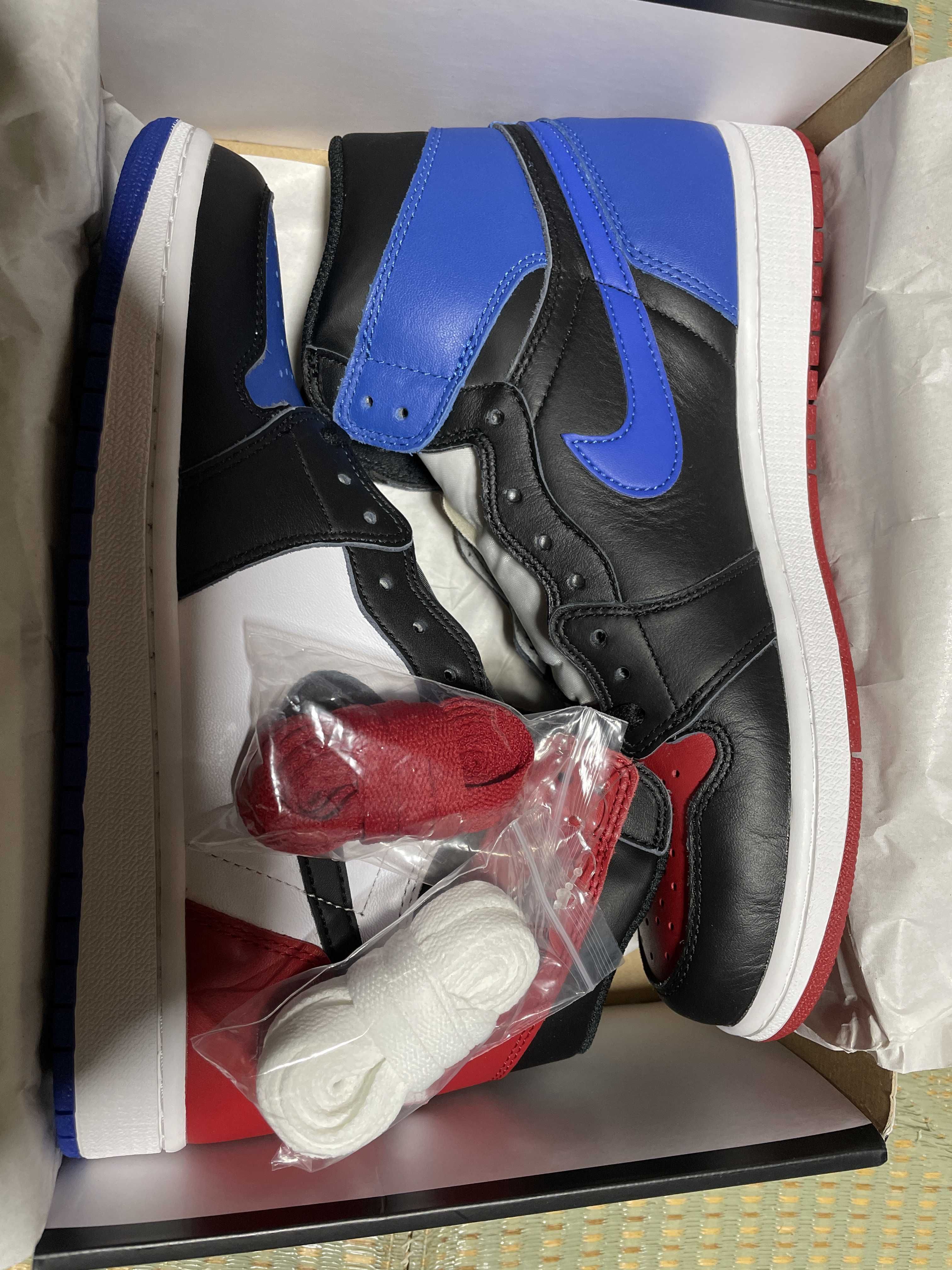 Nike Air Jordan 1 Retro High "Top 3"