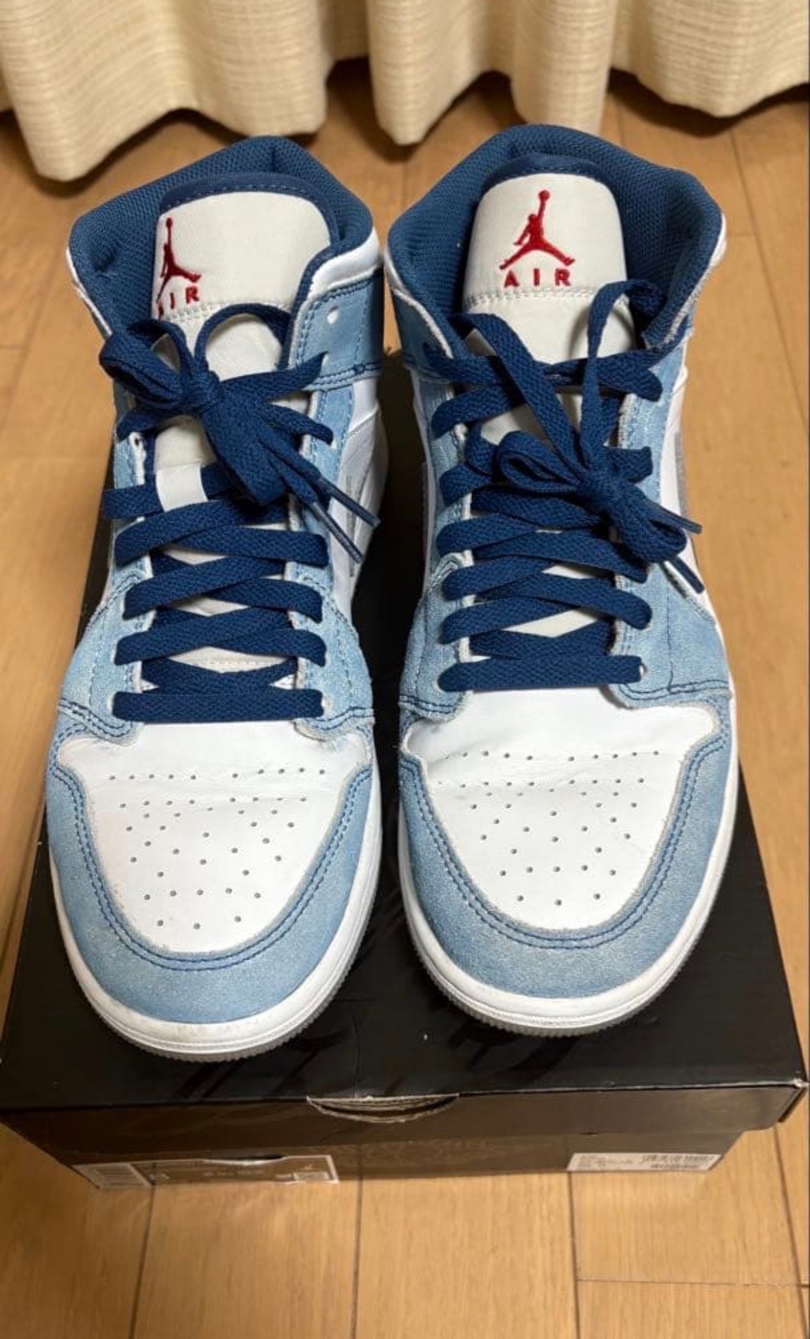 Nike Air Jordan 1 Mid SE "White/Hyper Royal/Red"