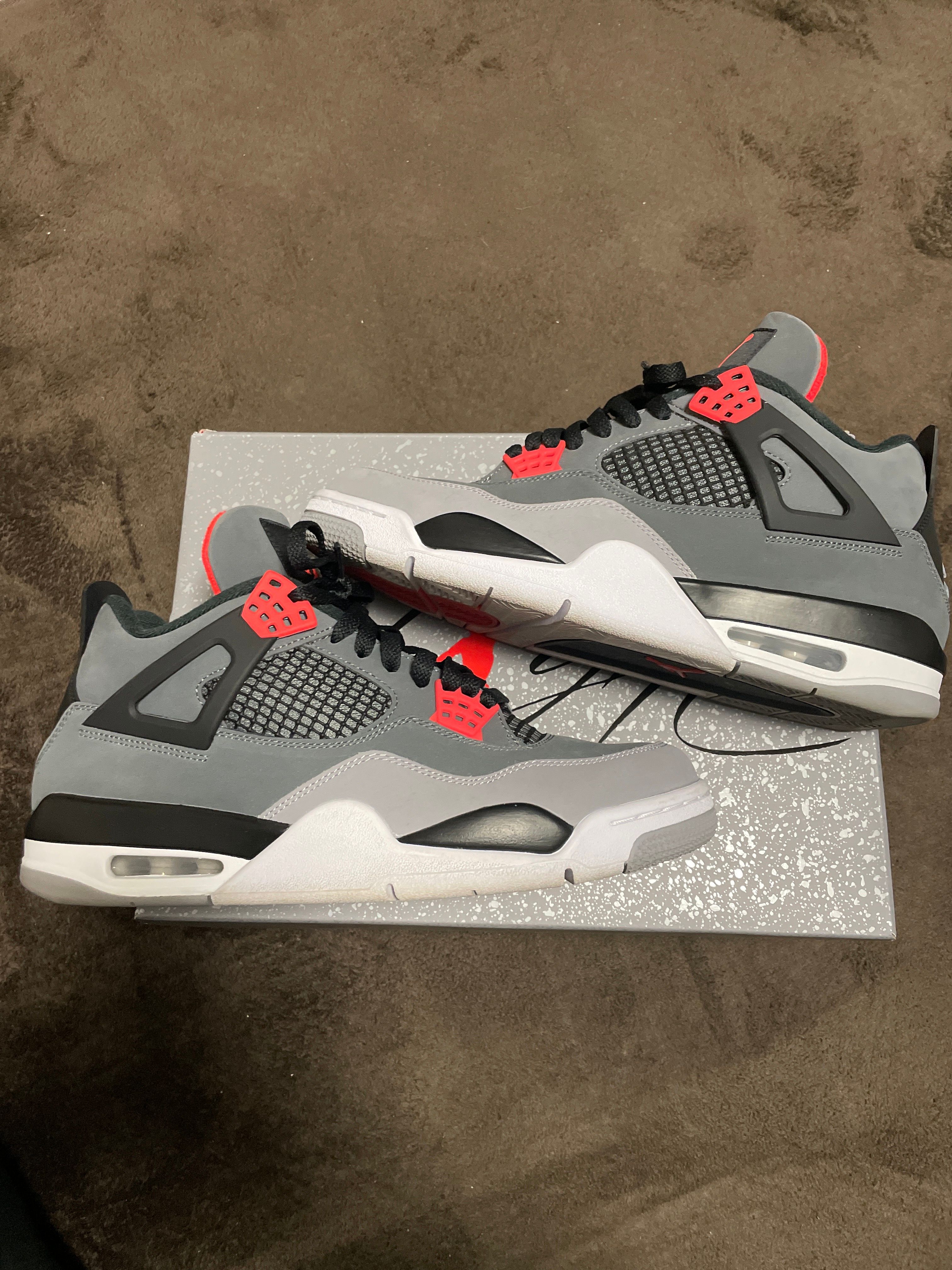 Nike Air Jordan 4 Retro "Infrared 23"