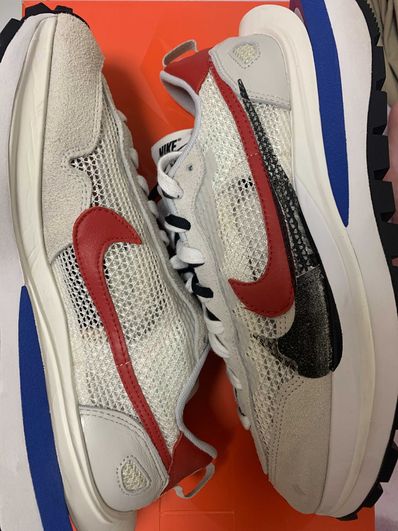 sacai × Nike Vapor Waffle "Royal Fuchsia"