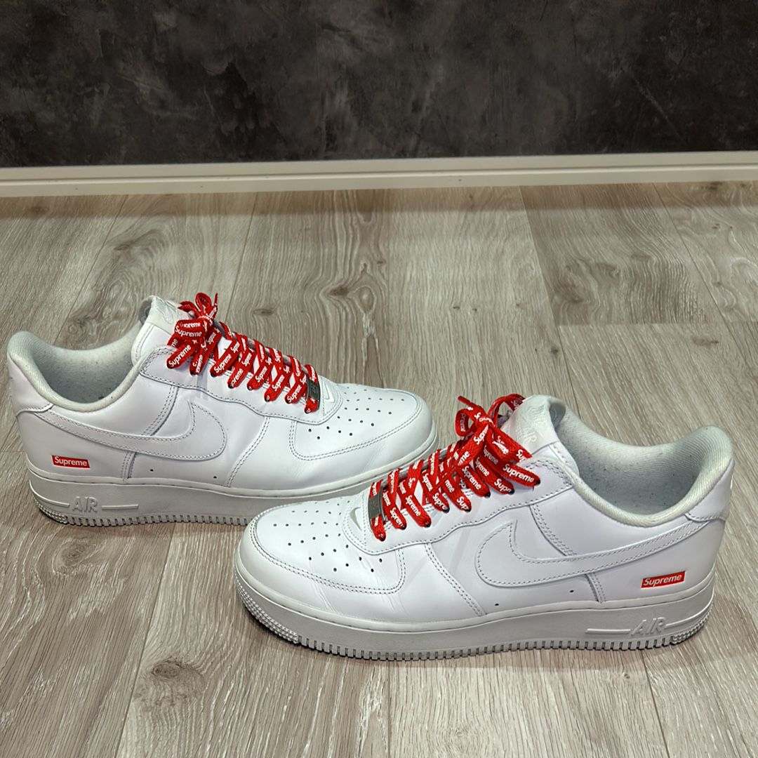 Supreme × Nike Air Force 1 Low "White"