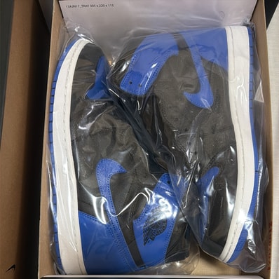 Nike Air Jordan 1 Retro High OG "Royal" (2017)