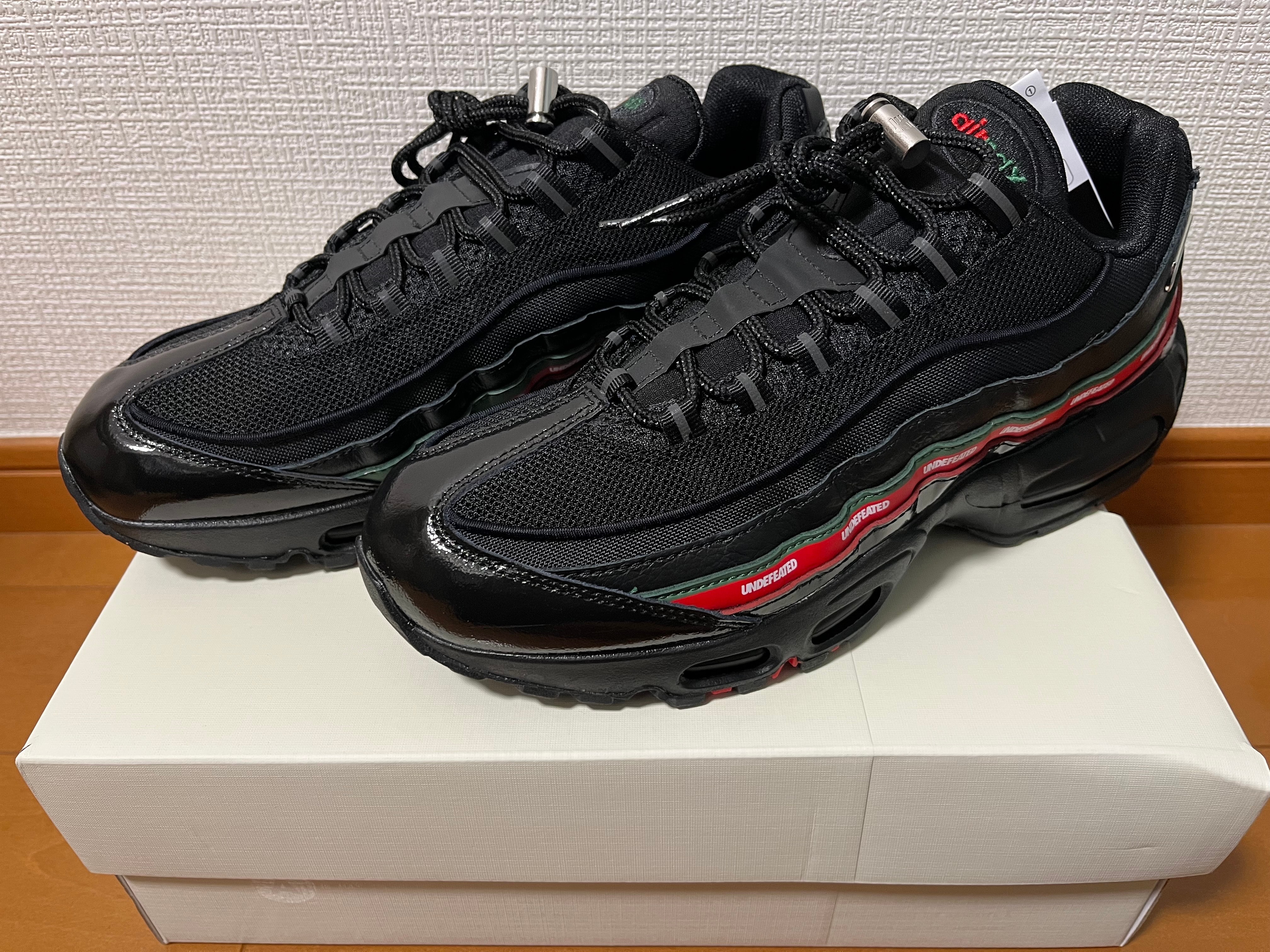 アンディフィーテッド × ナイキ エアマックス95 SP "ブラック"