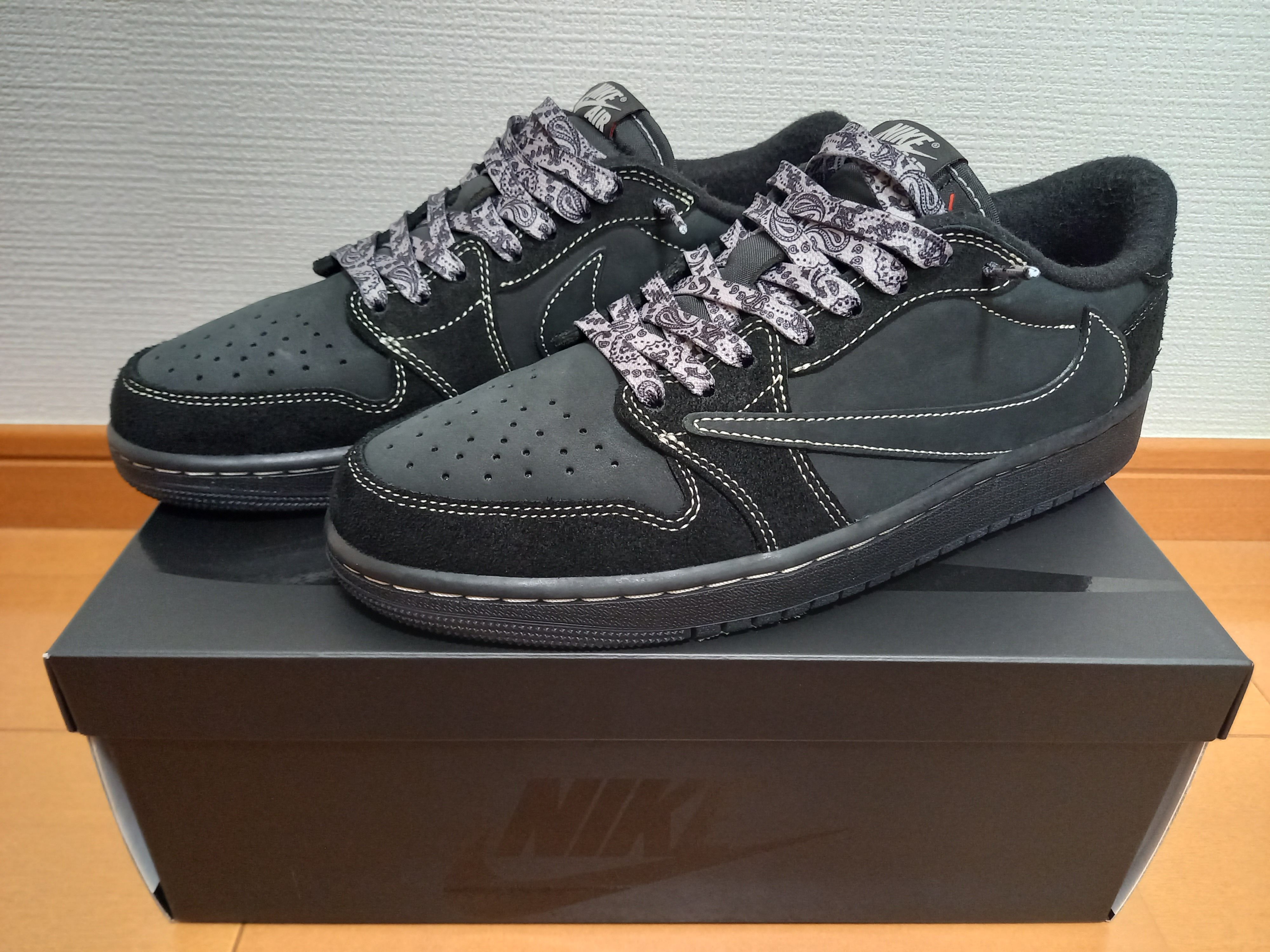Travis Scott × Nike Air Jordan 1 Low OG SP "Black Phantom"