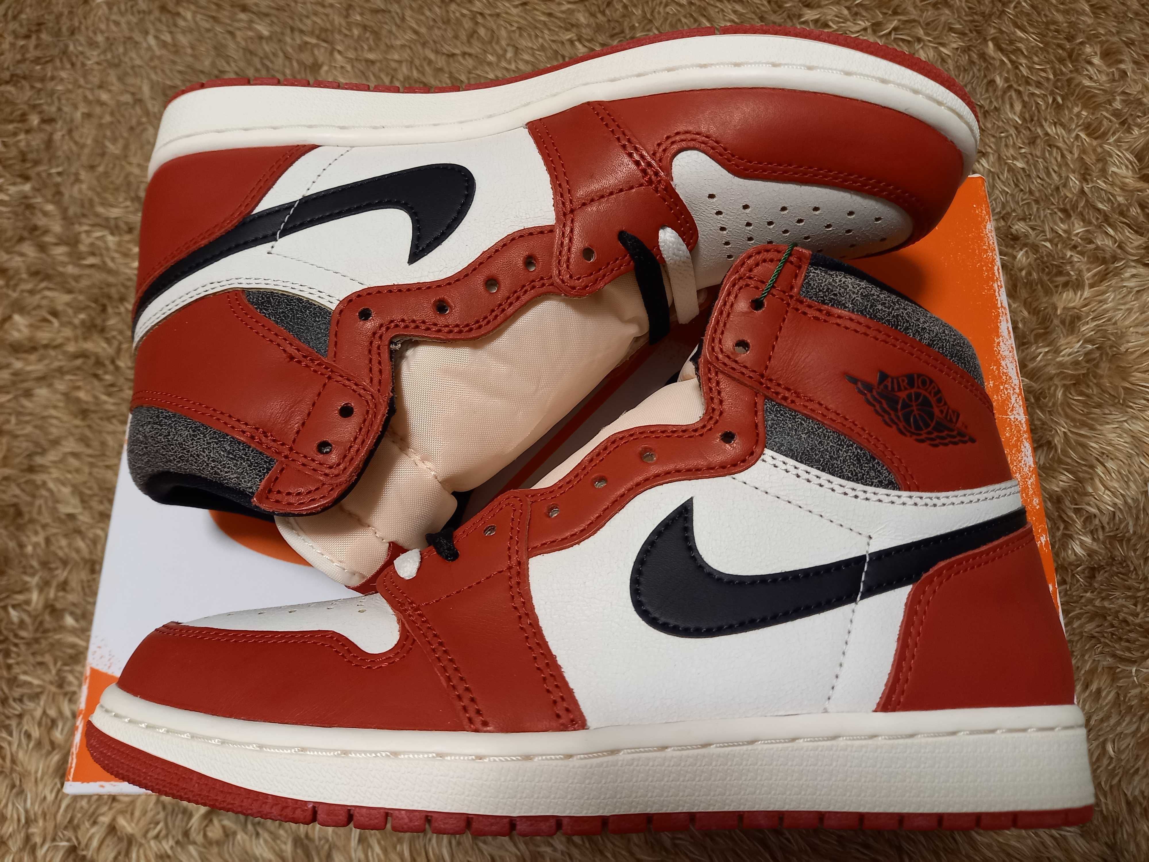 Nike Air Jordan 1 High OG "Lost & Found/Chicago"