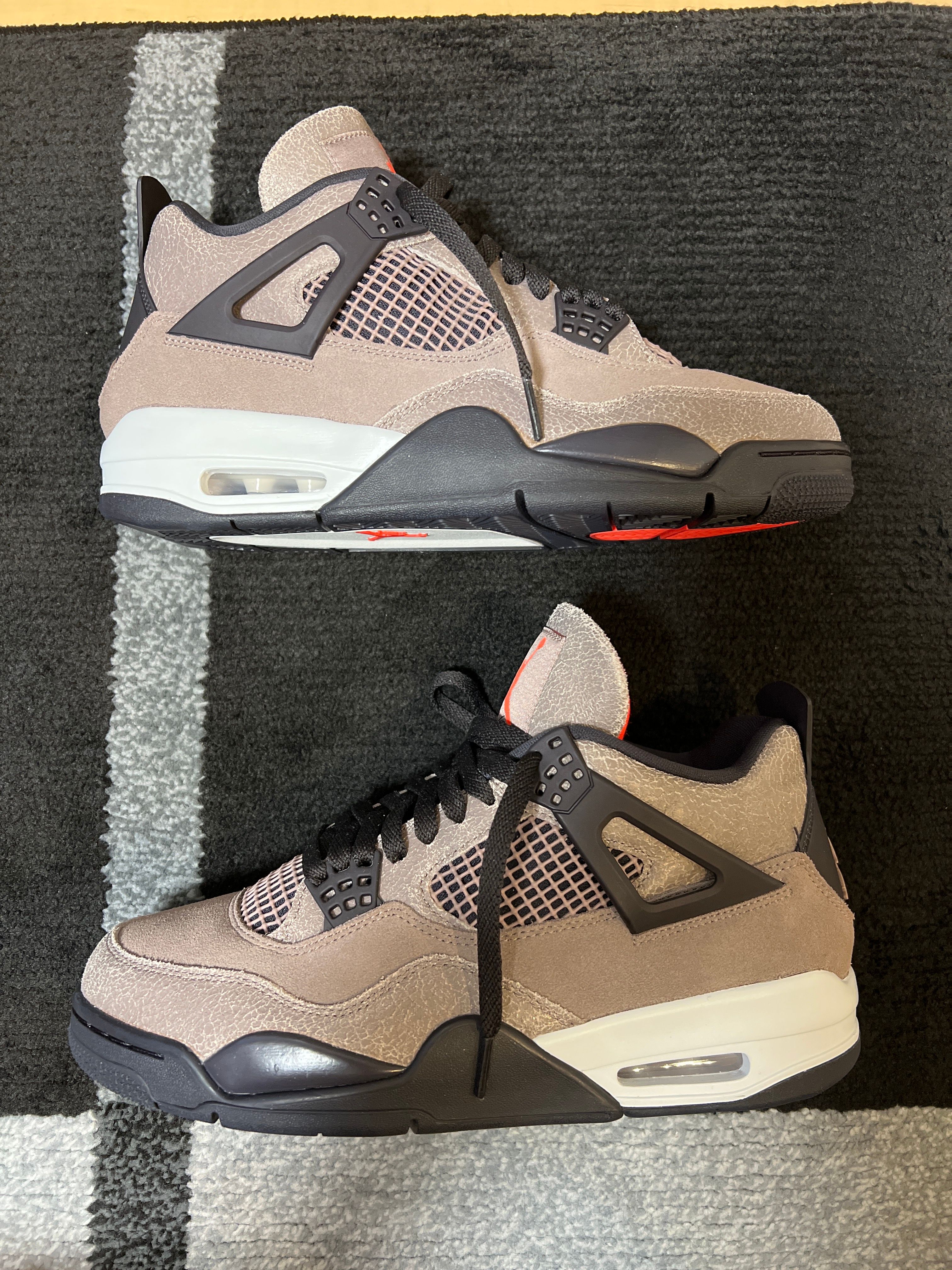 Nike Air Jordan 4 "Taupe Haze"   