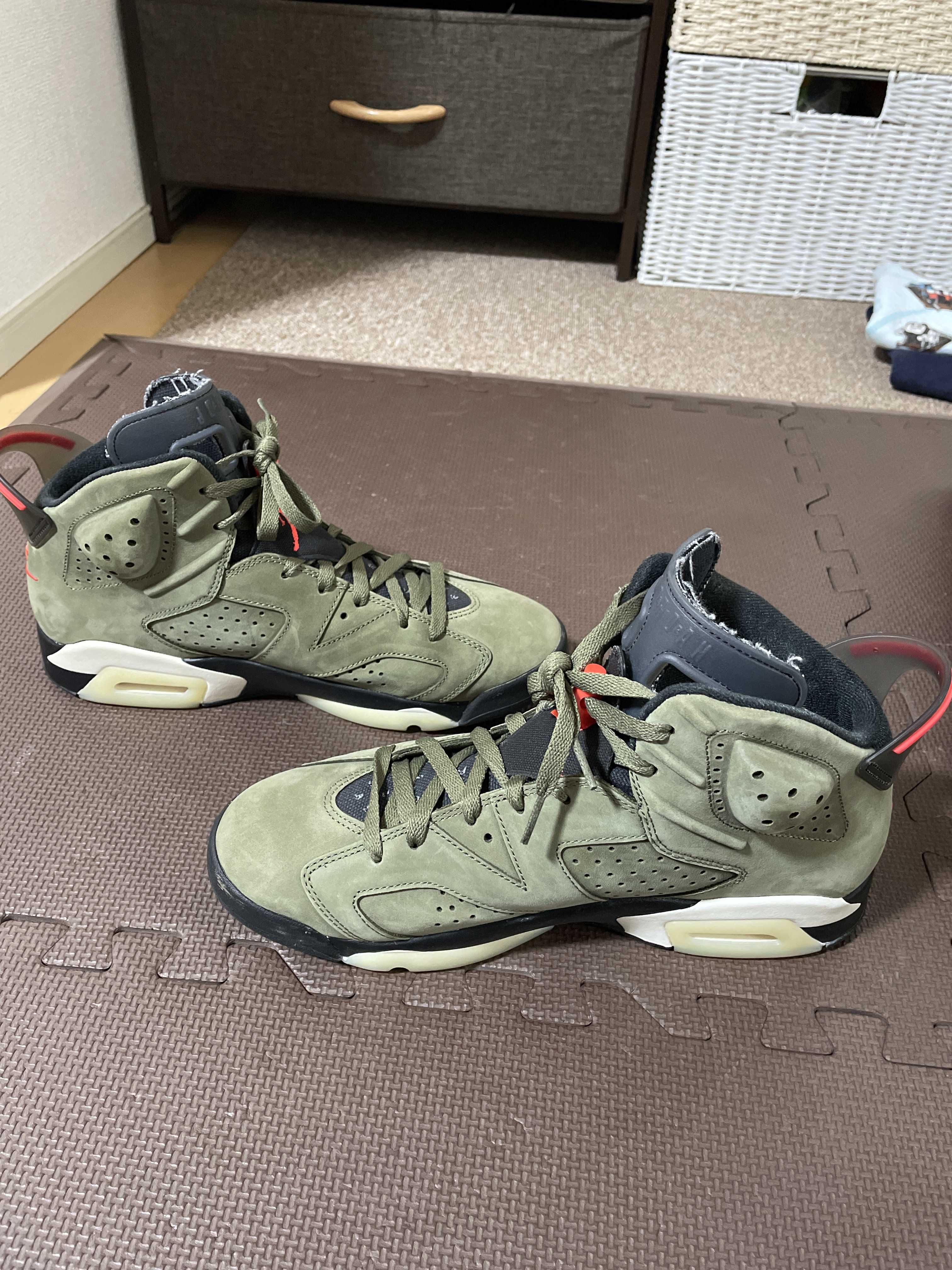 Travis Scott × Nike Air Jordan 6 Retro "Medium Olive"