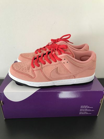 Nike SB Dunk Low "Pink Pig"