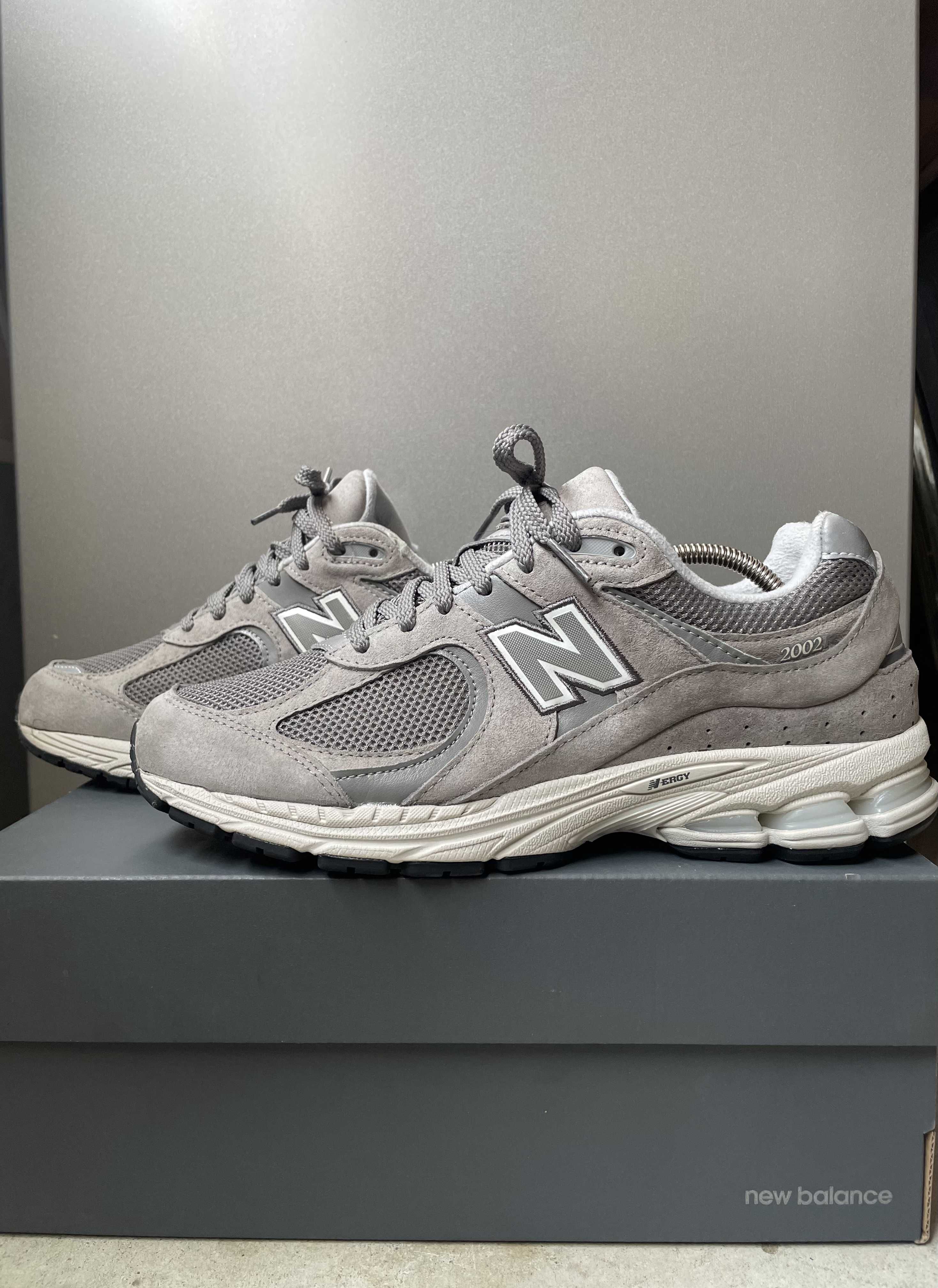 New Balance 2002R "Marblehead/Light Aluminum"