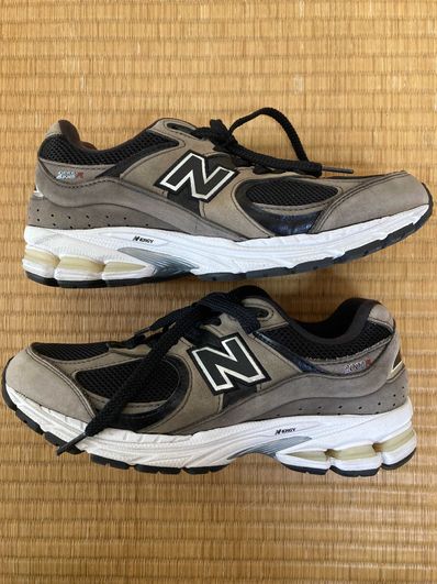 New Balance 2002R "Black/Gray"