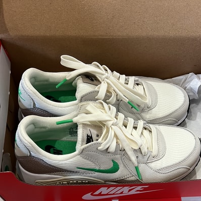Nike Women's Air Max Excee "White/Green"