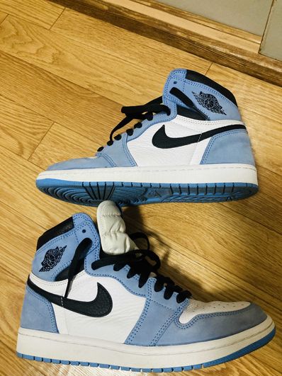 Nike Air Jordan 1 High OG "University Blue"