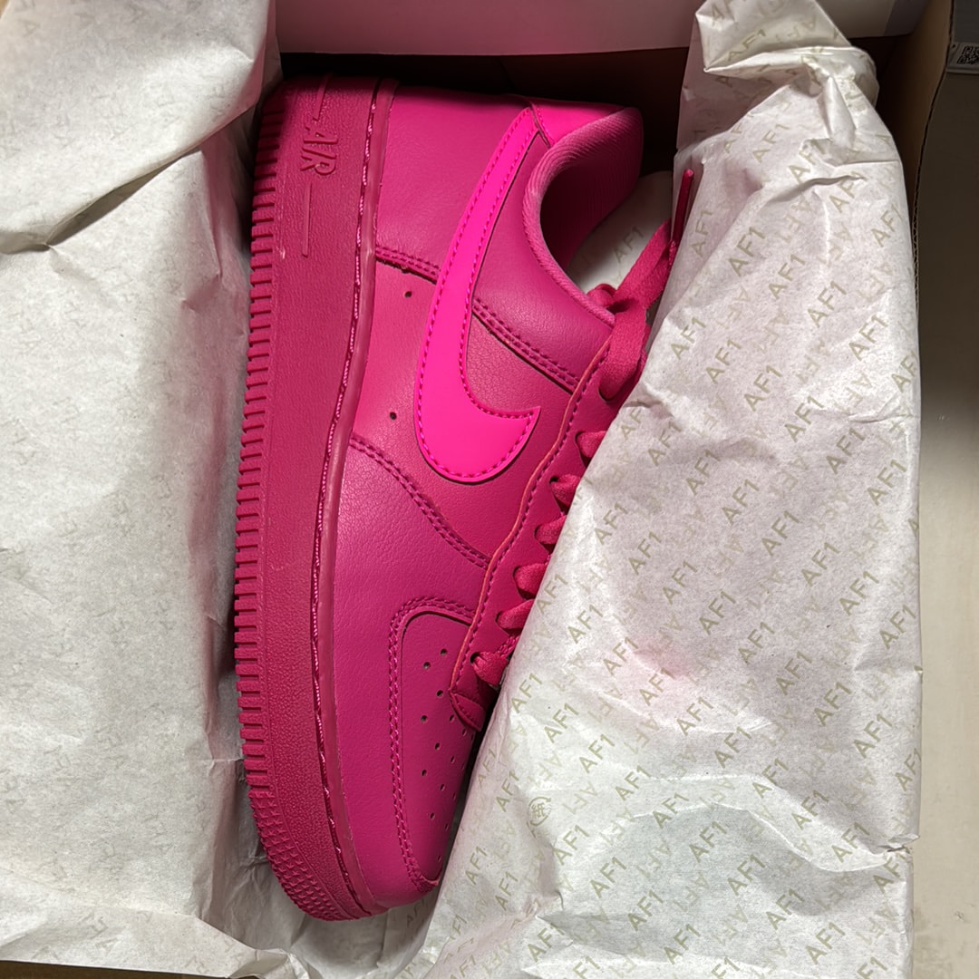 ナイキ ウィメンズ エアフォース1 '07 "ファイヤーベリー"