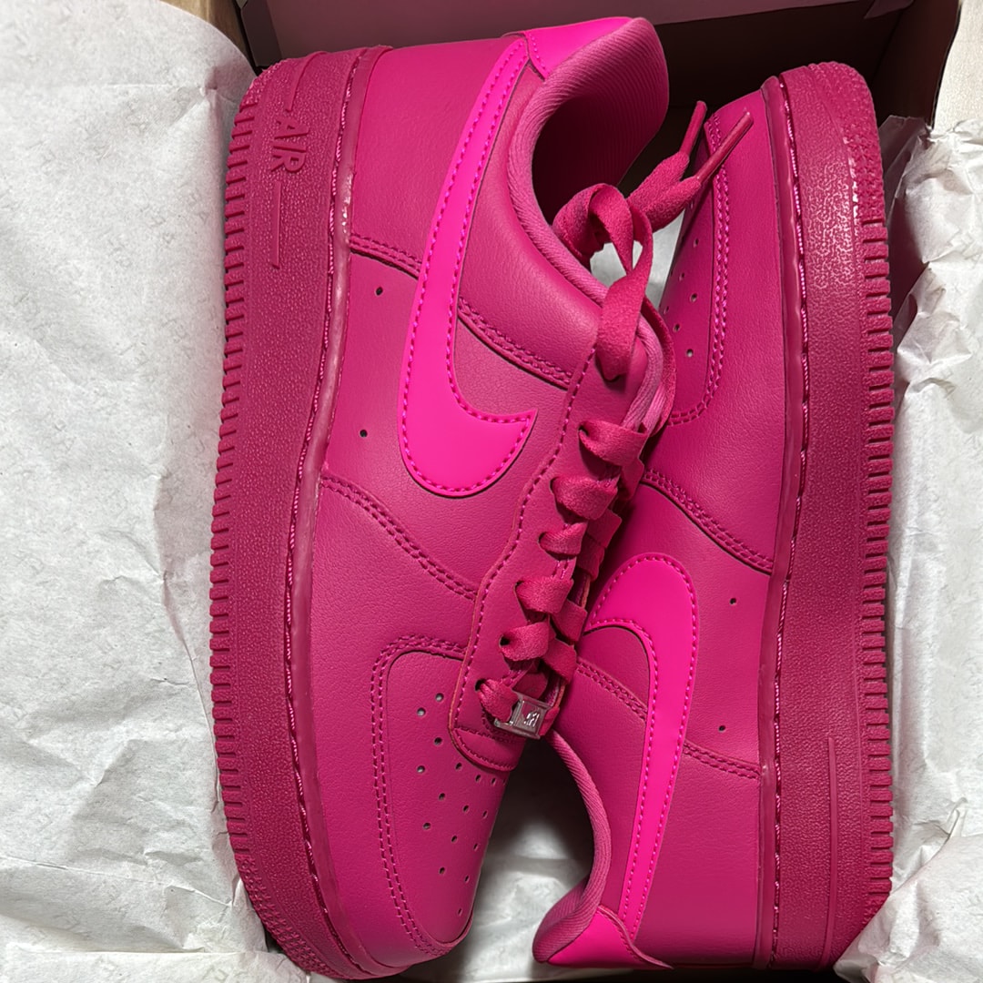 ナイキ ウィメンズ エアフォース1 '07 "ファイヤーベリー"