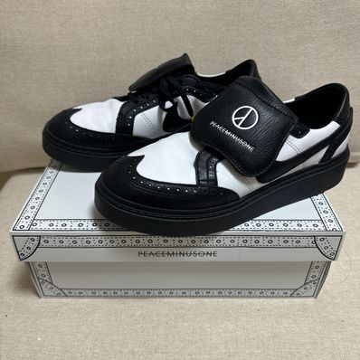 PEACEMINUSONE × Nike Kwondo 1 "Black and White" / G-DRAGON