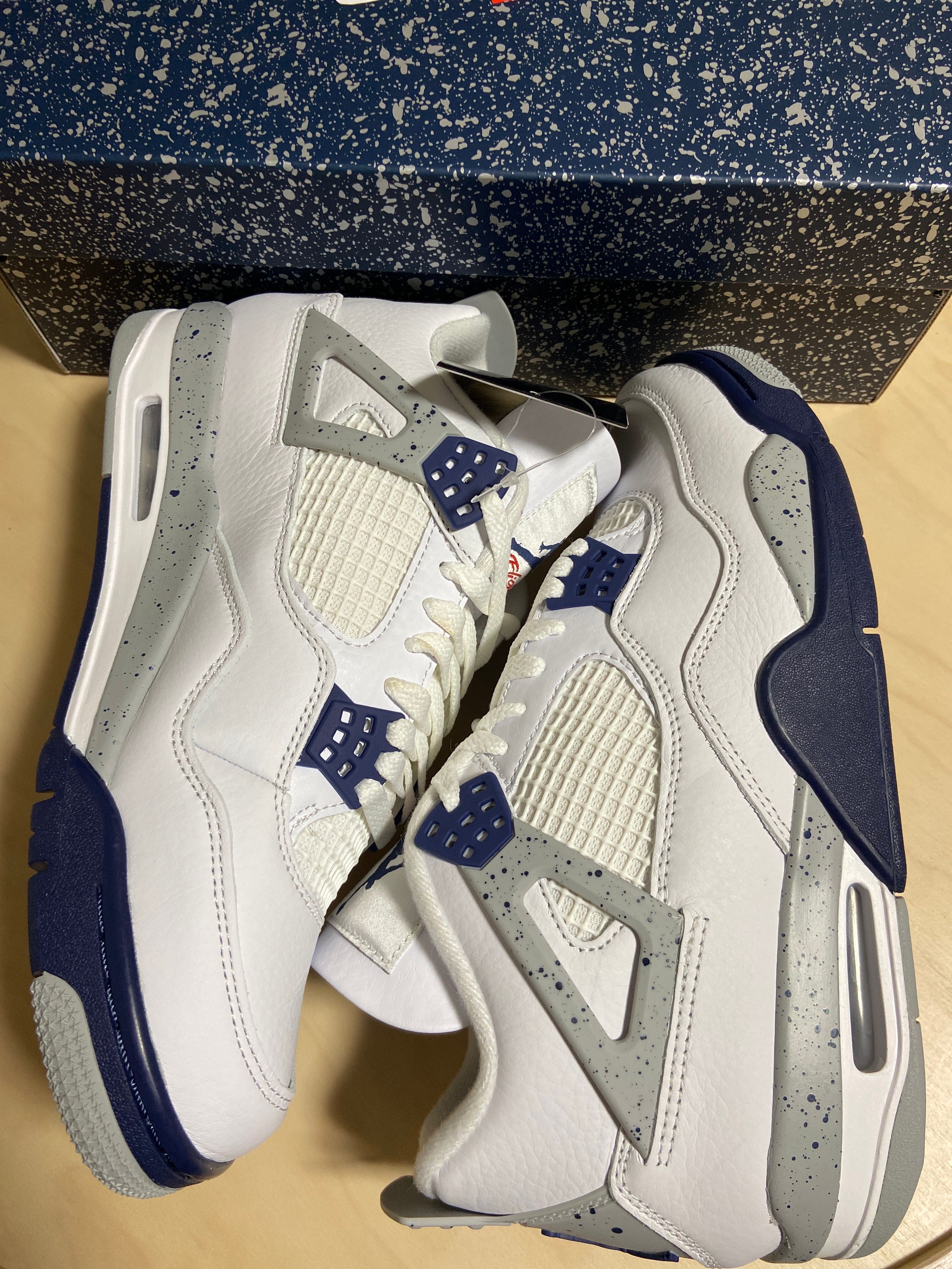 Nike Air Jordan 4 "Midnight Navy"