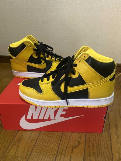Nike Dunk High "Black/Varsity Maize"