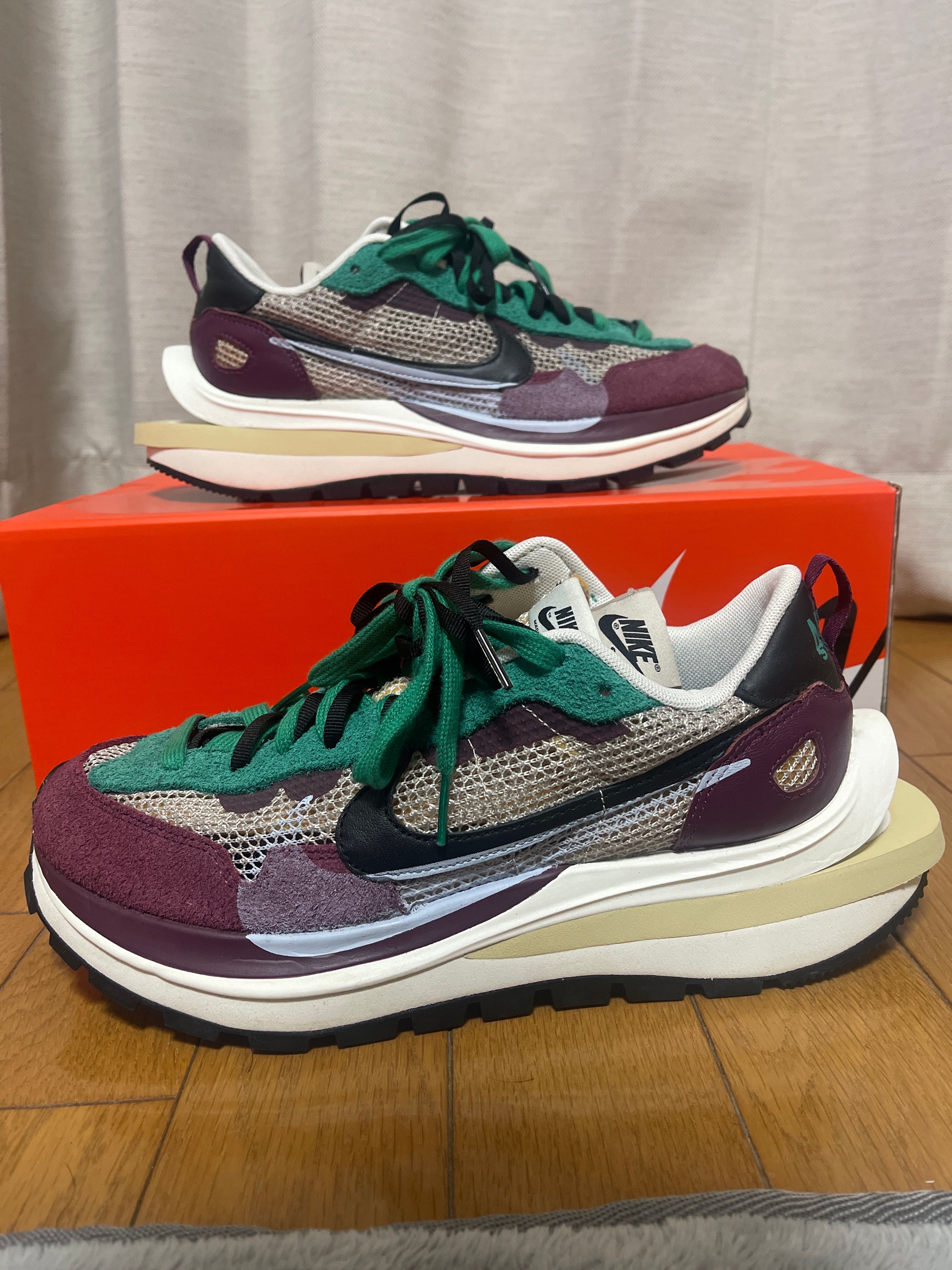 sacai × Nike Vapor Waffle "String/Red/Green"