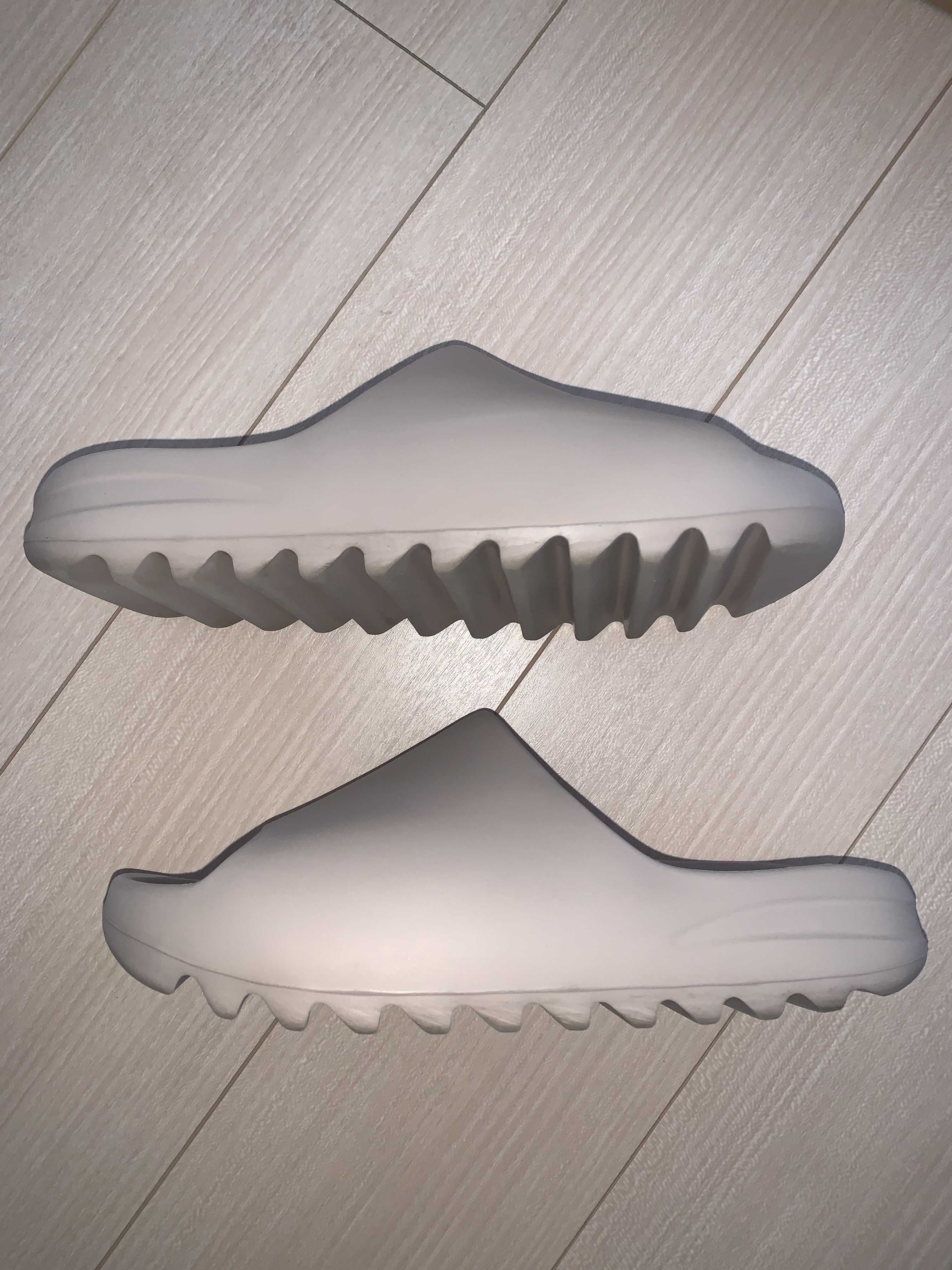 adidas YEEZY Slide "Pure" (GZ5554)