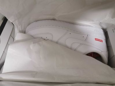 Supreme × Nike Air Force 1 Low "White"