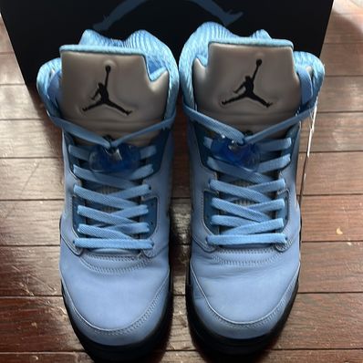 Nike Air Jordan 5 Retro SE "University Blue"