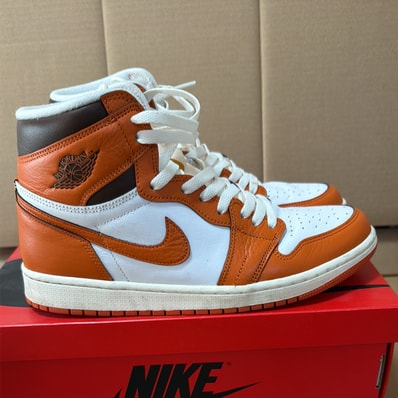 Nike Women's Air Jordan 1 High OG "Starfish"