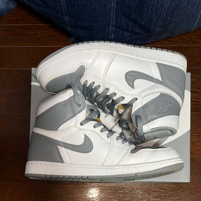 Nike Air Jordan 1 High OG "Stealth"