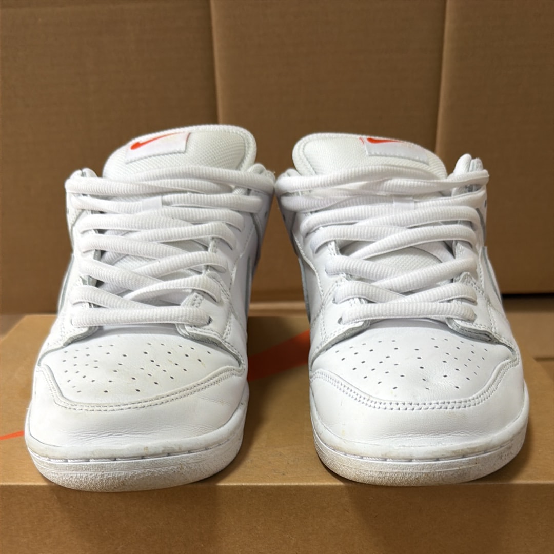 Nike SB Dunk Low Pro ISO "Triple White"