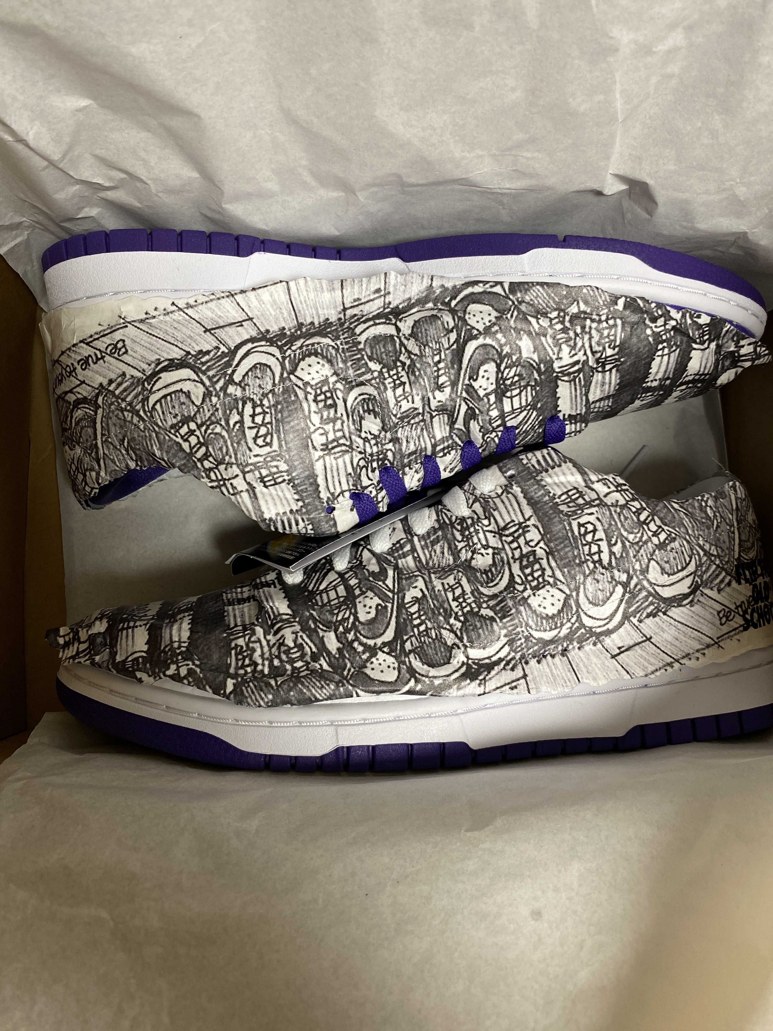 Nike Women's Dunk Low "Made You Look"