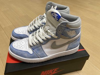 Nike Air Jordan 1 High OG "Hyper Royal"