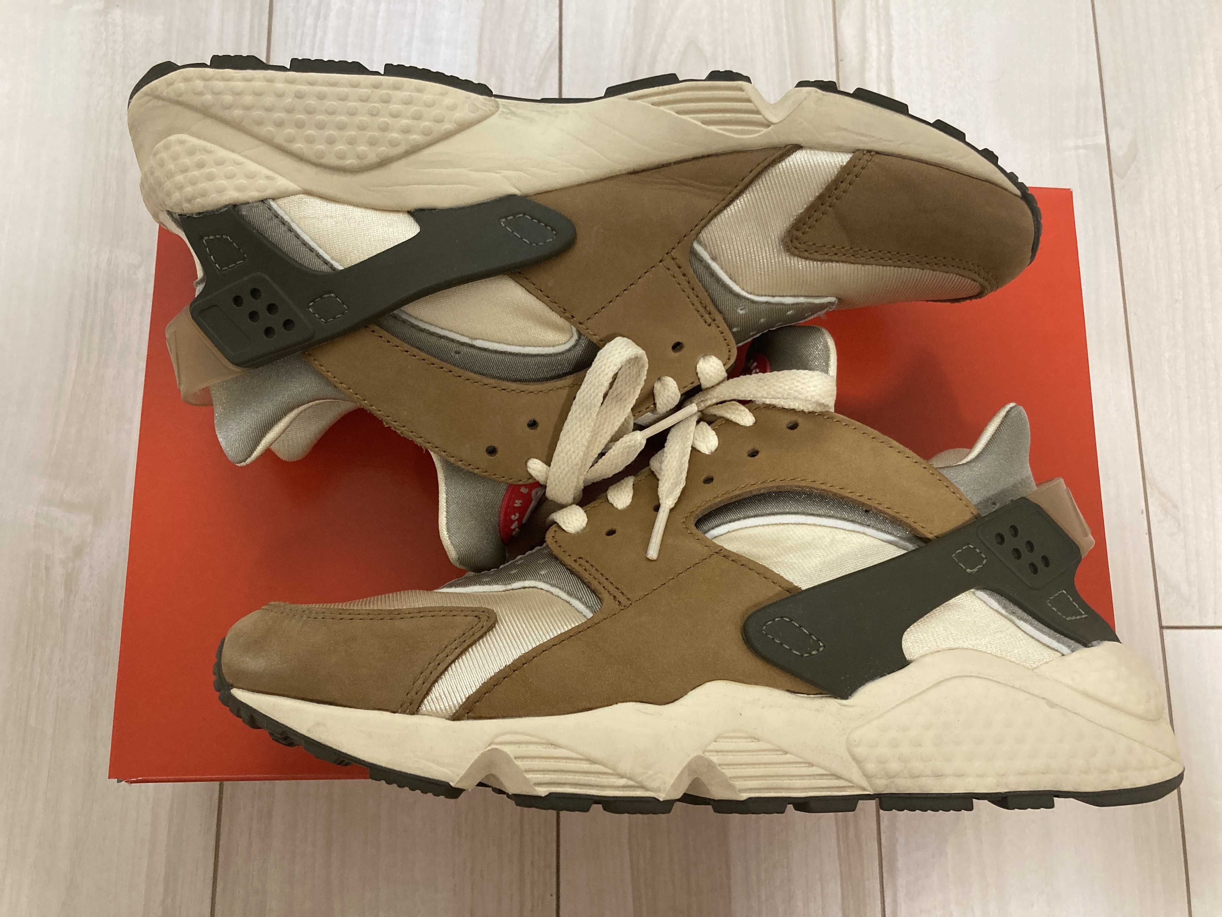 Stussy × Nike Air Huarache "Desert Oak"