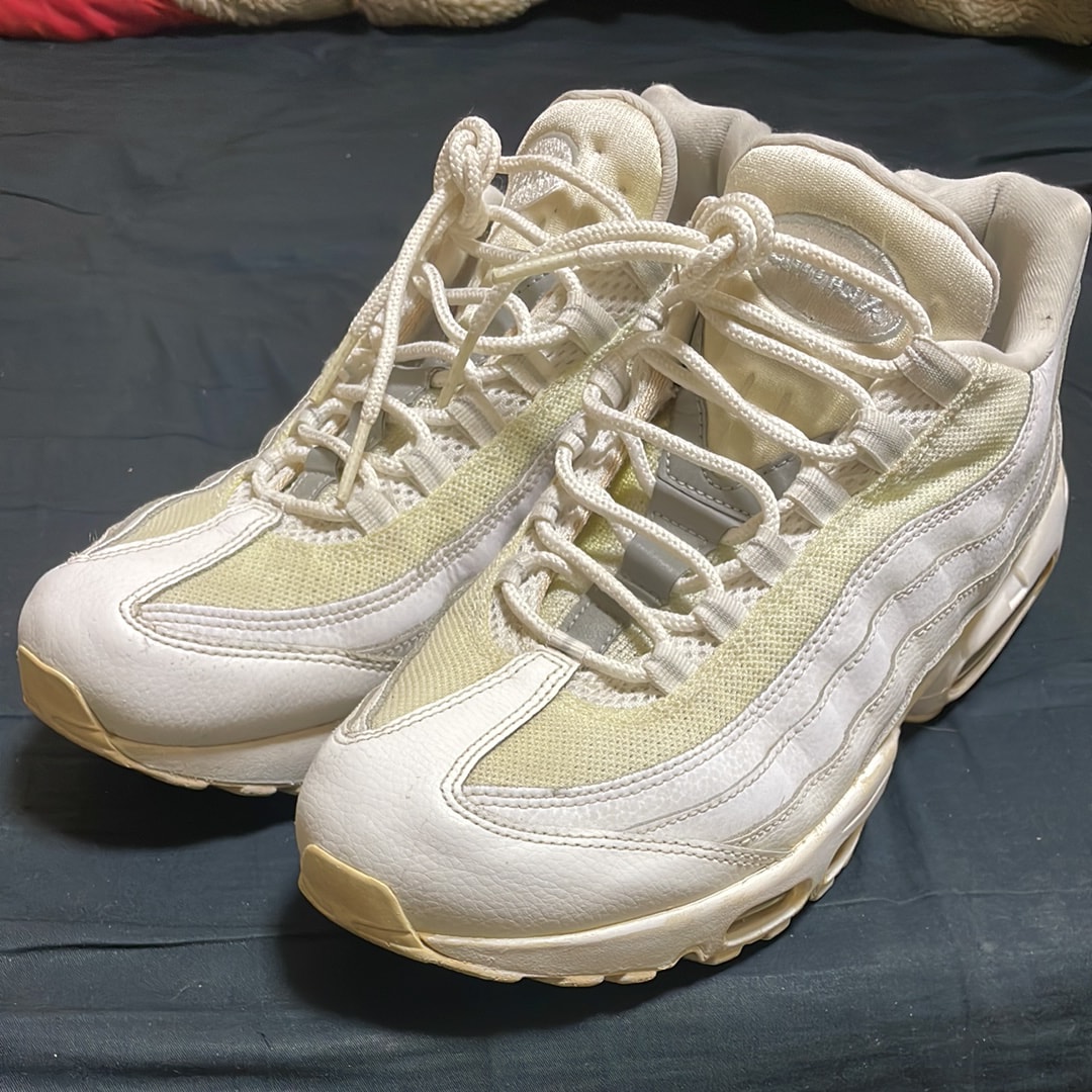 ナイキ エアマックス95 エッセンシャル "ホワイト/グレーフォグ"