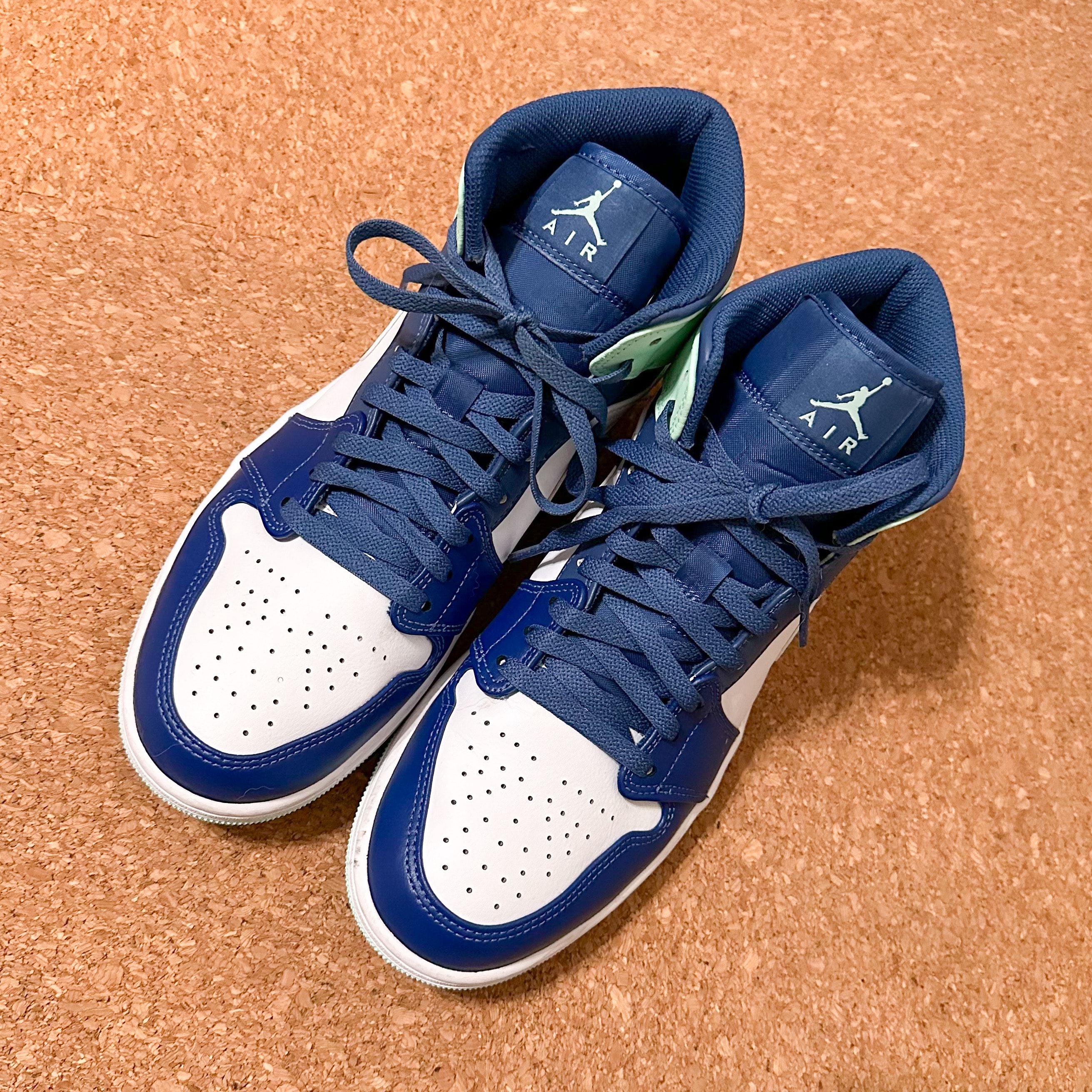 Nike Air Jordan 1 Mid 