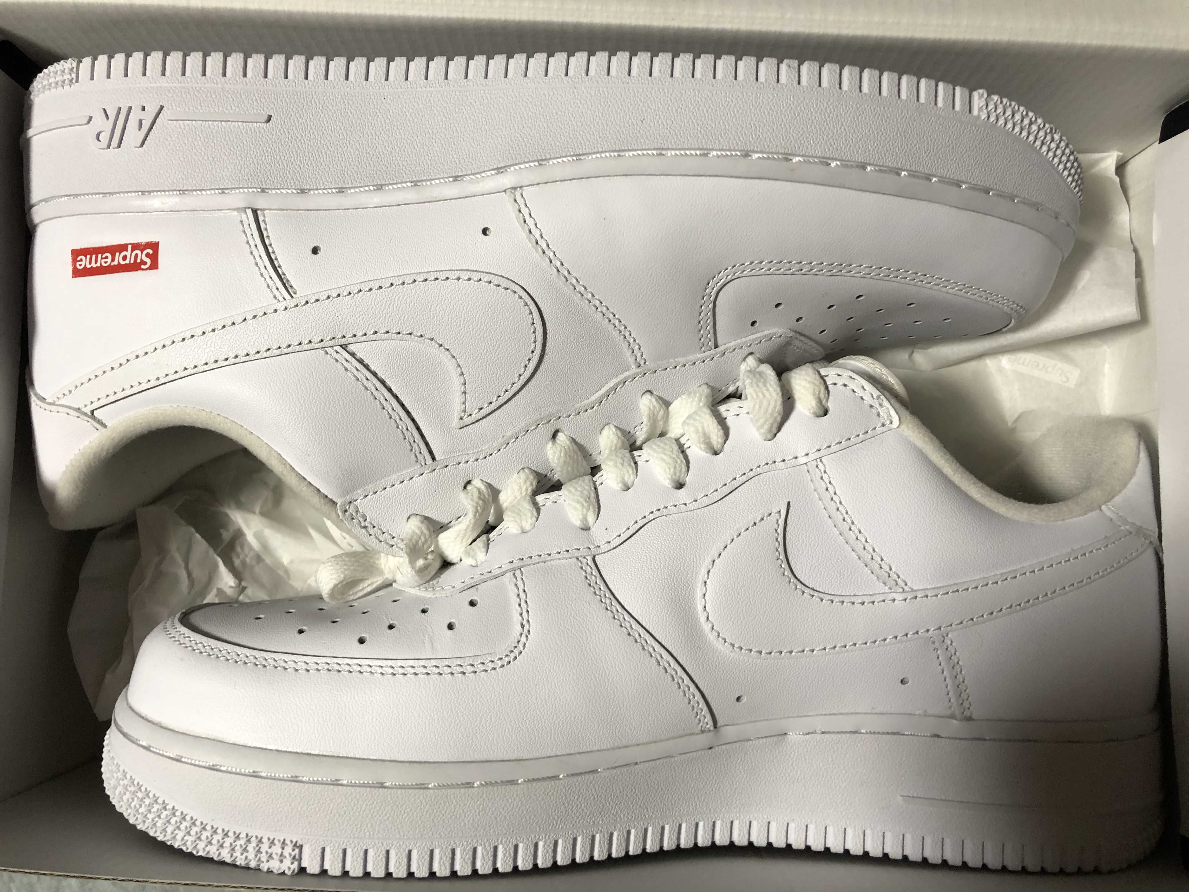 Supreme × Nike Air Force 1 Low "White"