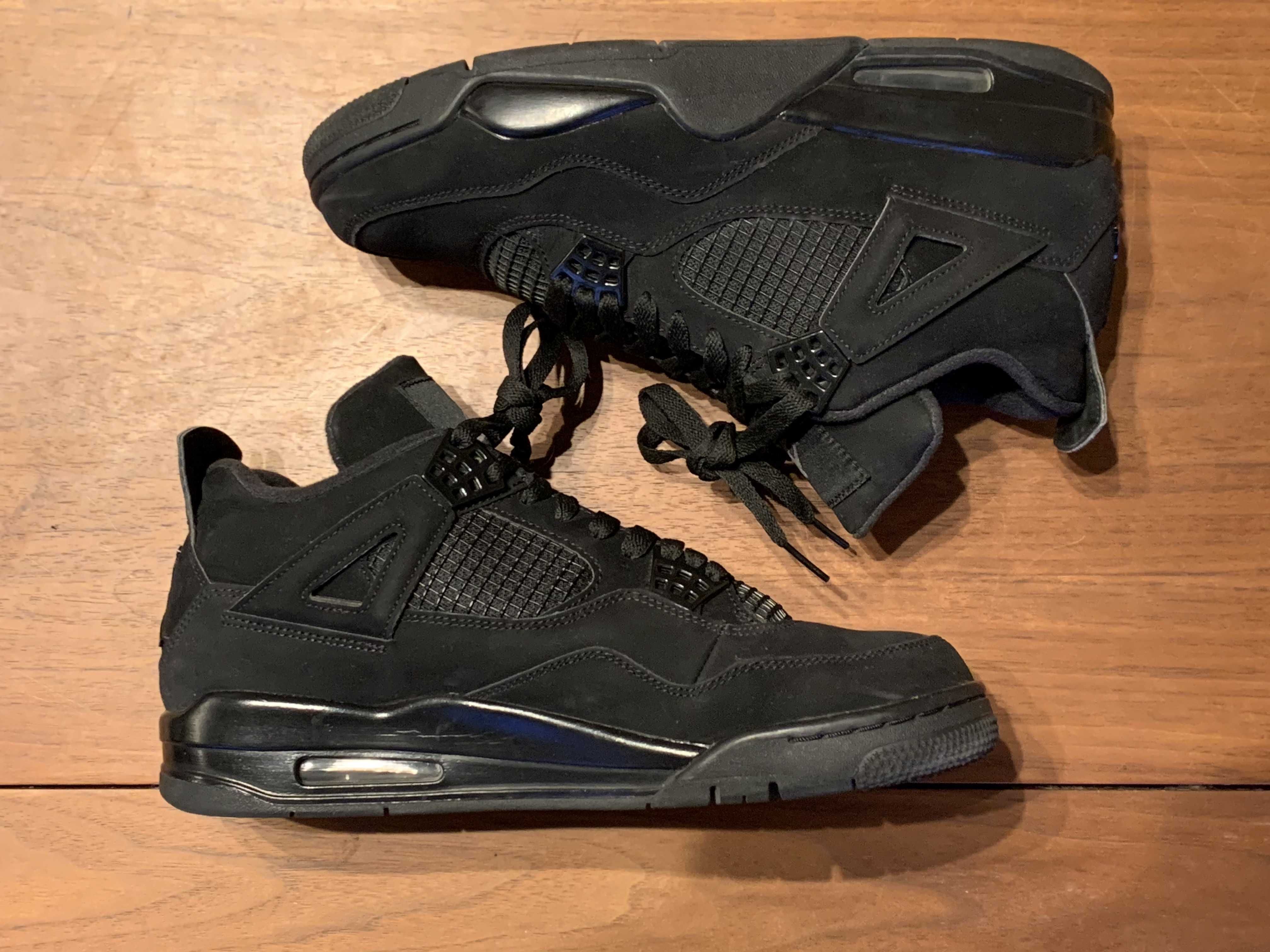 Nike Air Jordan 4 "Black Cat"