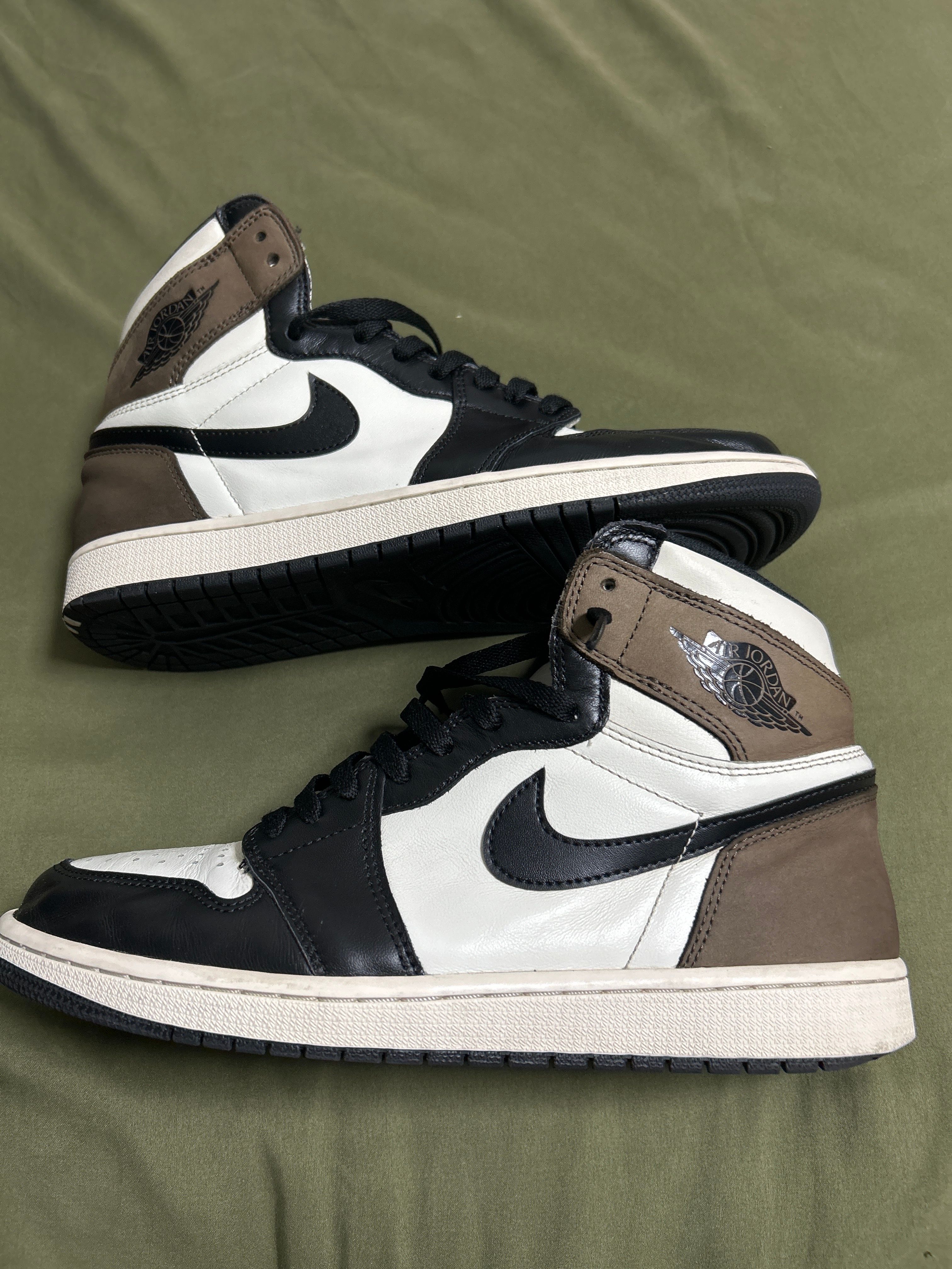 Nike Air Jordan 1 High OG "Sail/Dark Mocha/Black"