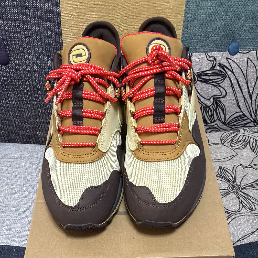 トラヴィススコット × ナイキ エアマックス1 "カクタス ブラウン"