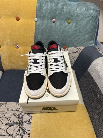 Travis Scott × Nike Women's Air Jordan 1 Low OG "Medium Olive"