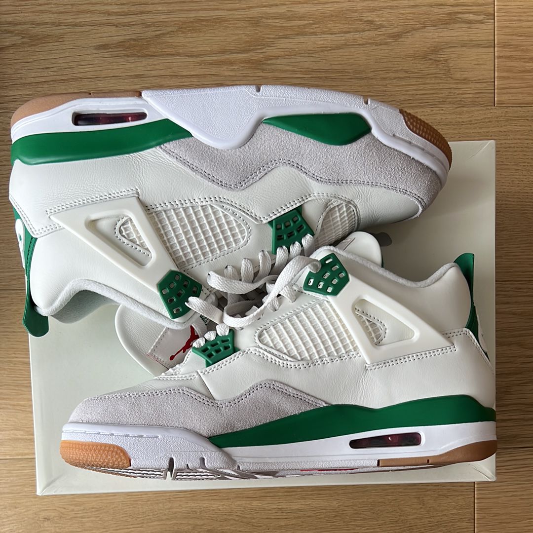 Nike SB × Air Jordan 4 Retro SP "Pine Green"