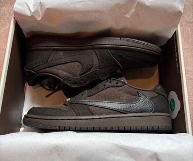 Travis Scott × Nike Air Jordan 1 Low OG SP "Velvet Brown and Dark Mocha"