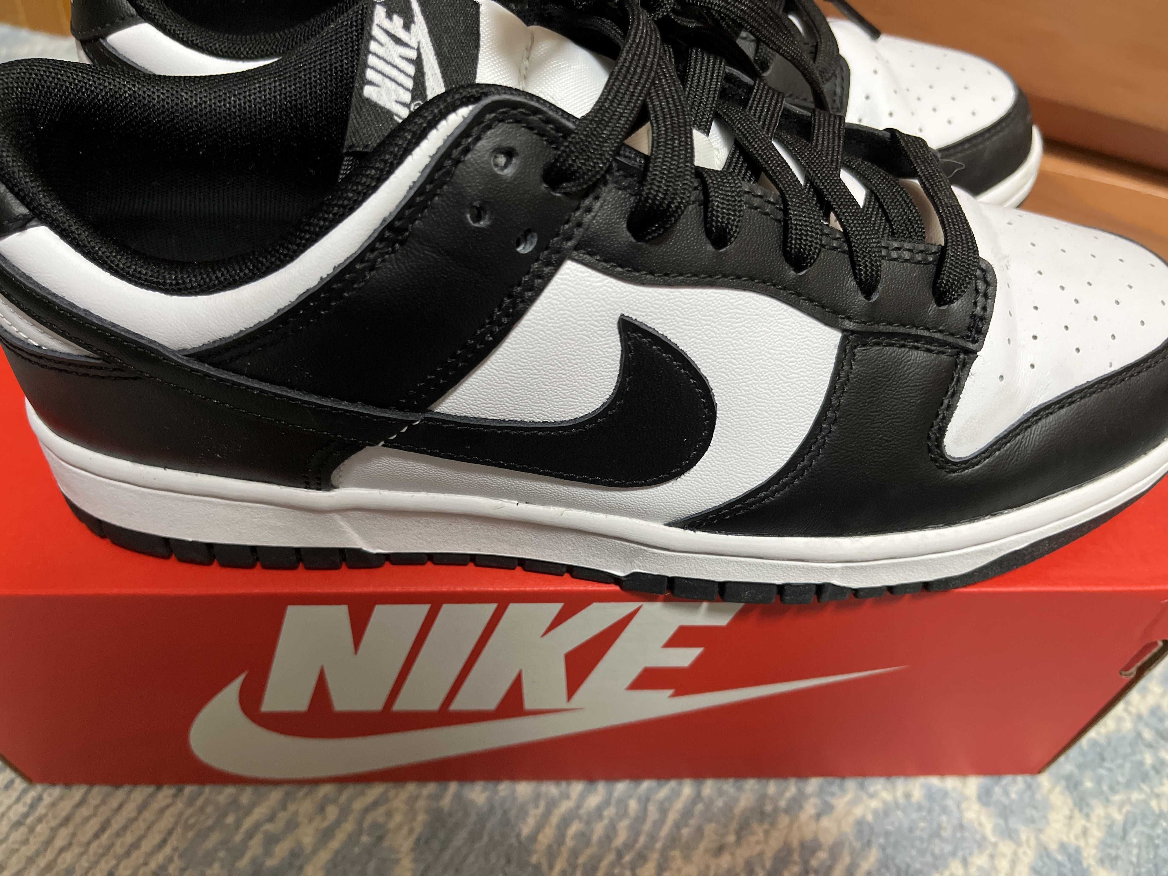 Nike Dunk Low Retro "Panda/White/Black"