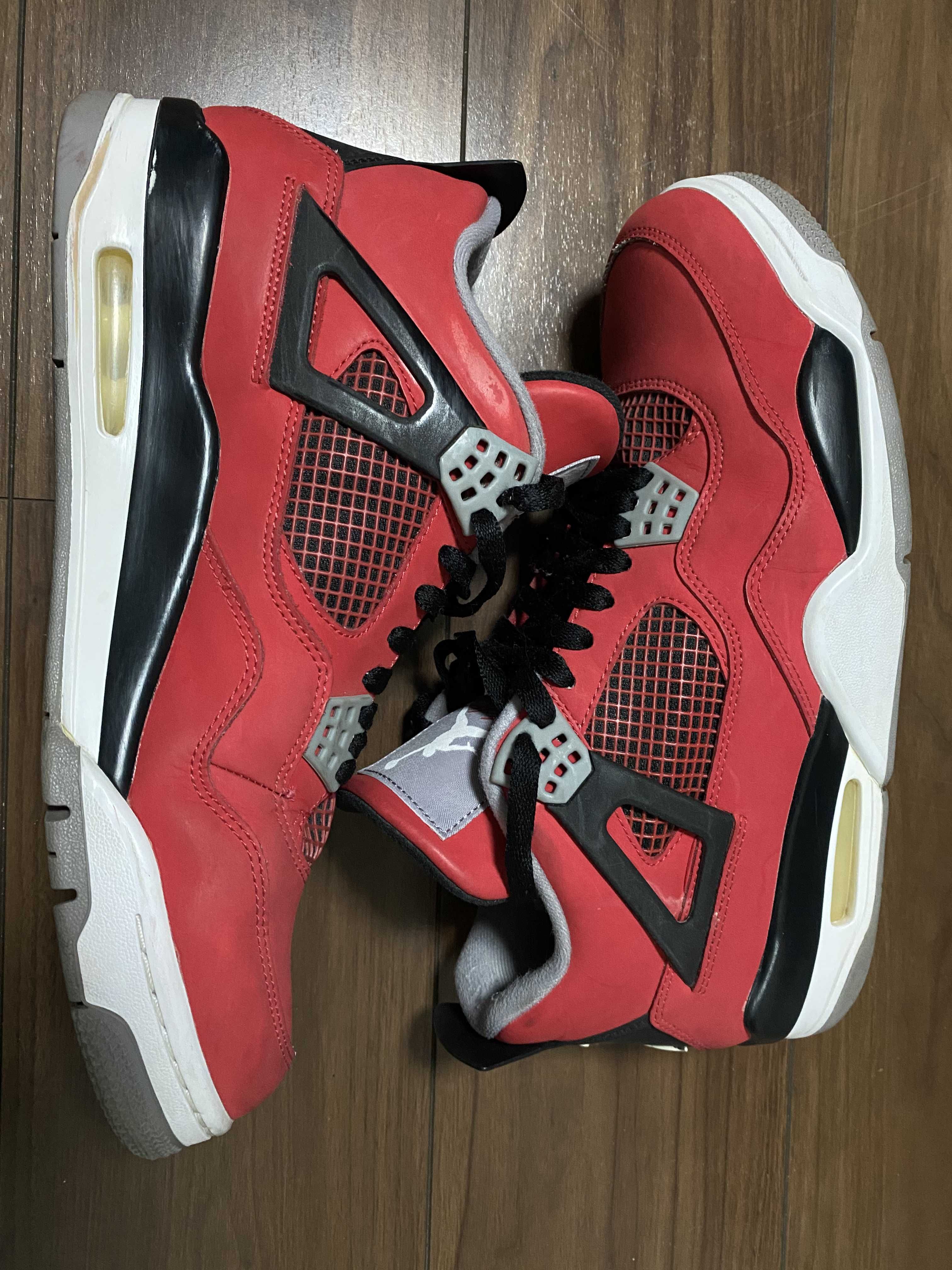Nike Air Jordan 4 Retro "Toro Bravo"
