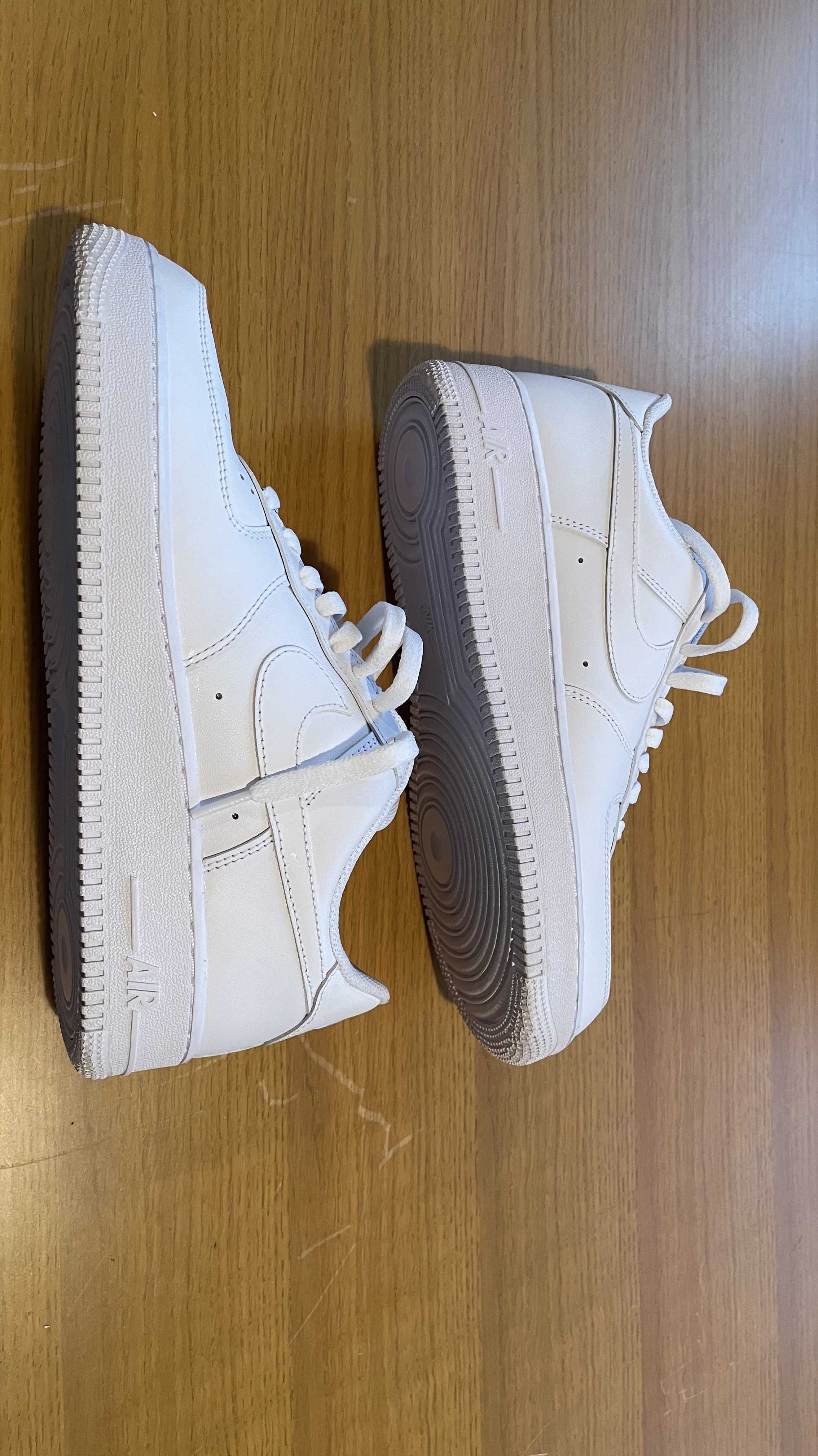 Nike Air Force 1 Low '07 "White/White"