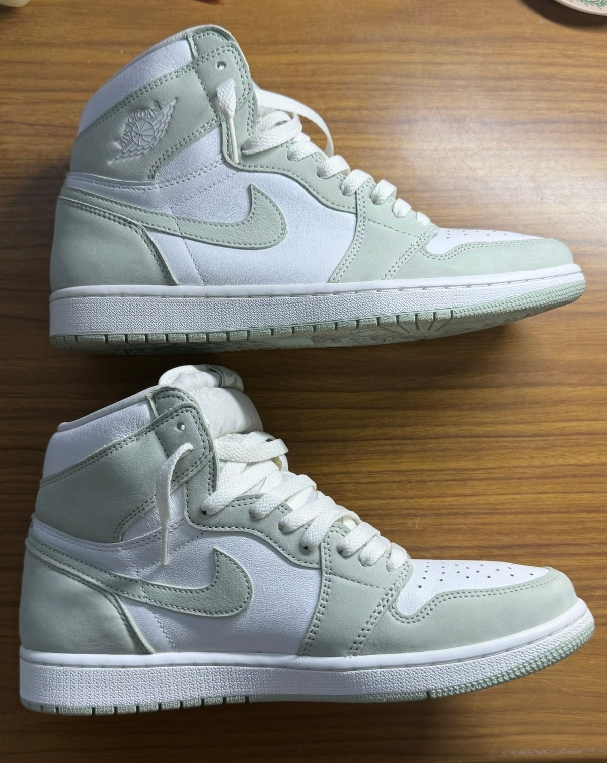 Nike Women's Air Jordan 1 High OG "Seafoam"