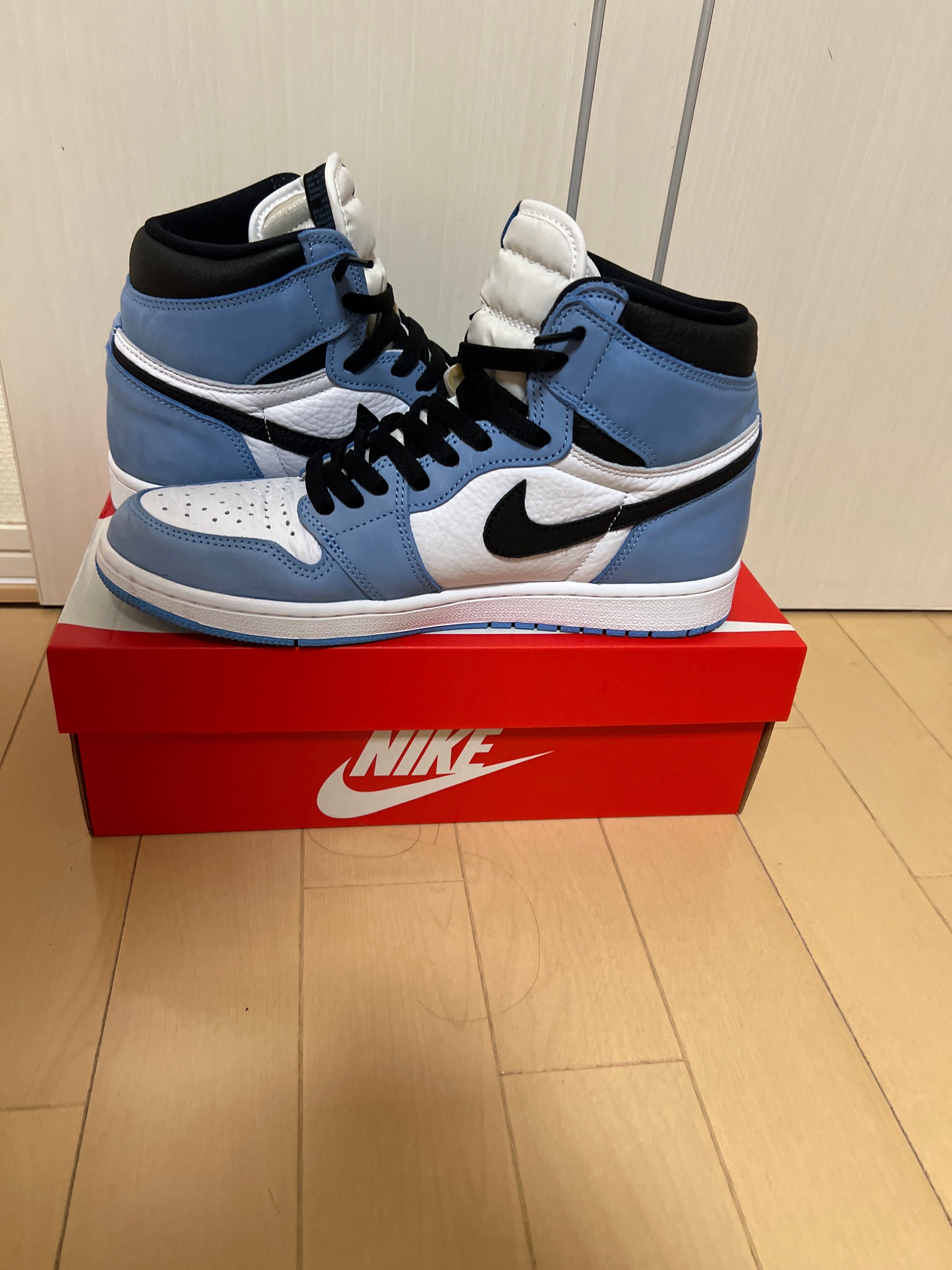 Nike Air Jordan 1 High OG "University Blue"
