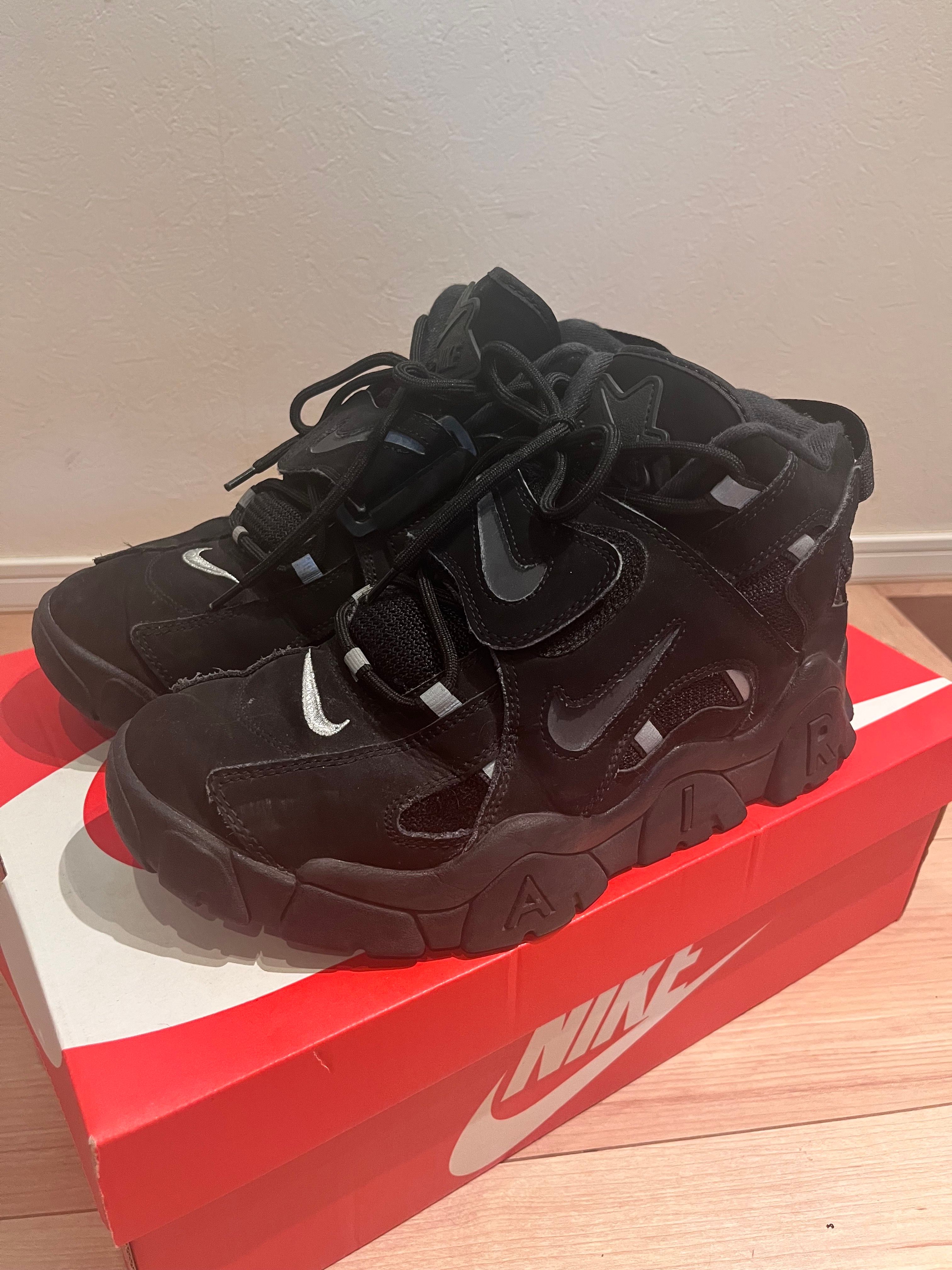 ナイキ エアバラージ ミッド "ブラック"